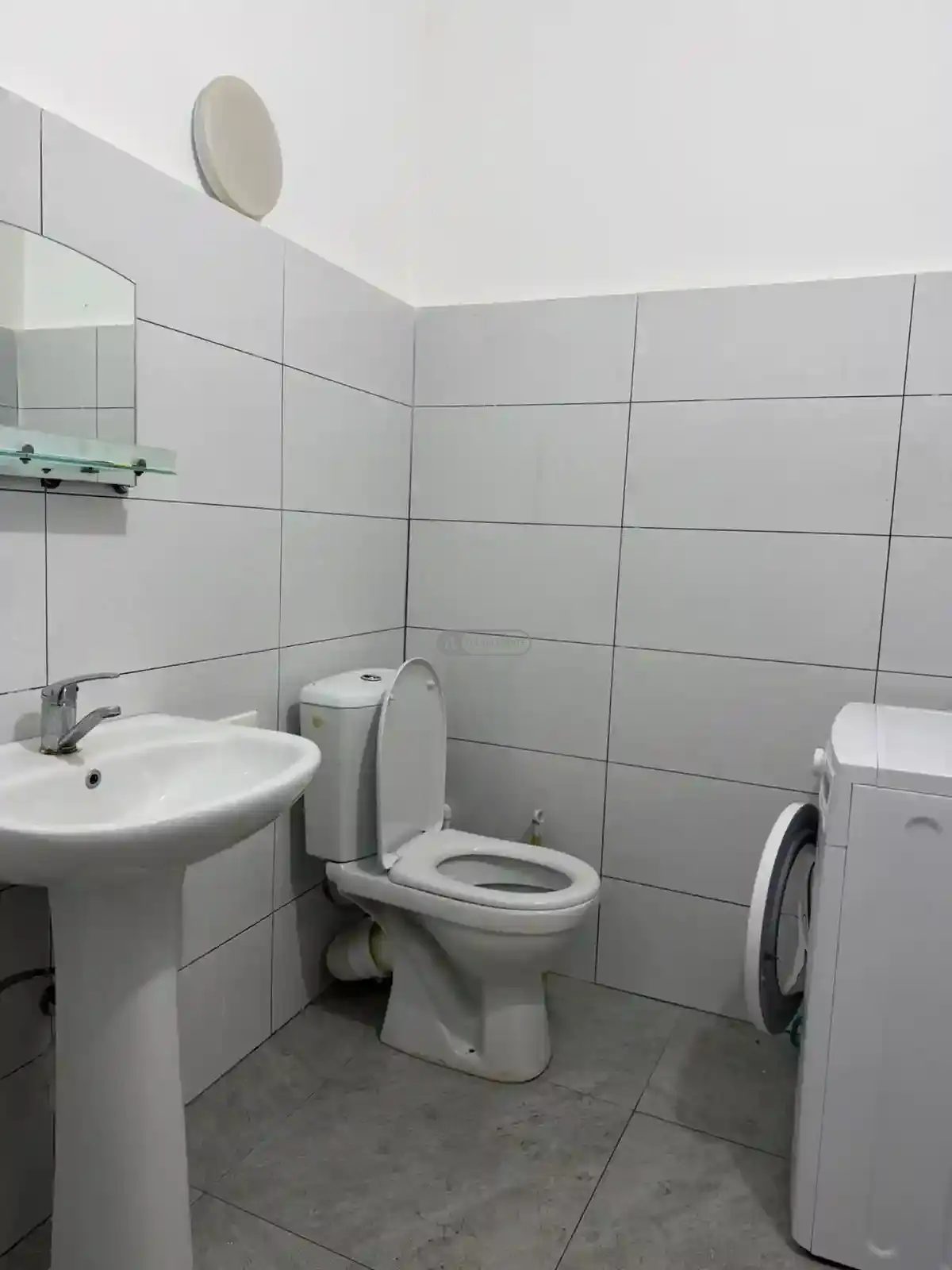 ქირავდება 1 ოთახიანი ბინა თელავში