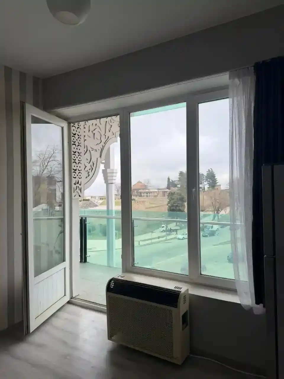 ქირავდება 1 ოთახიანი ბინა თელავში