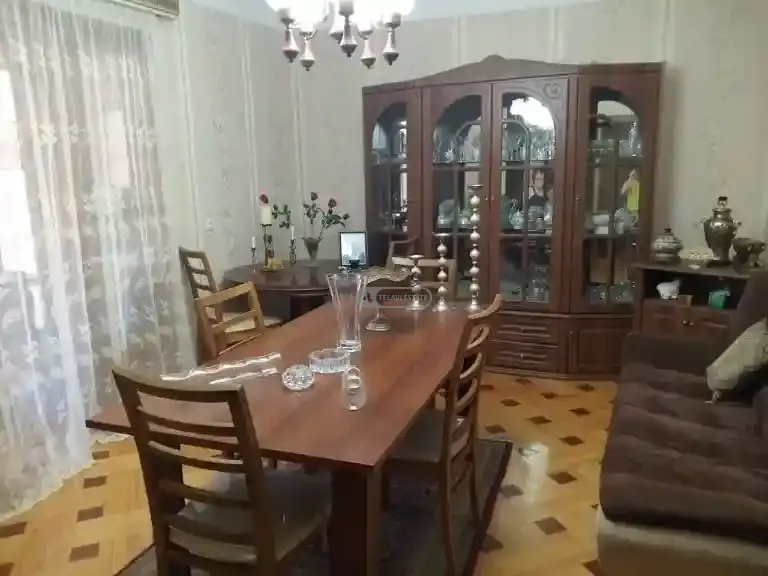 3 ოთახიანი ბინა თელავში