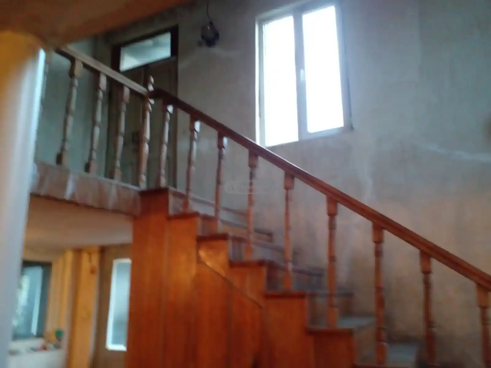 Продается двухэтажный дом в Телави – с коммерческими помещениями