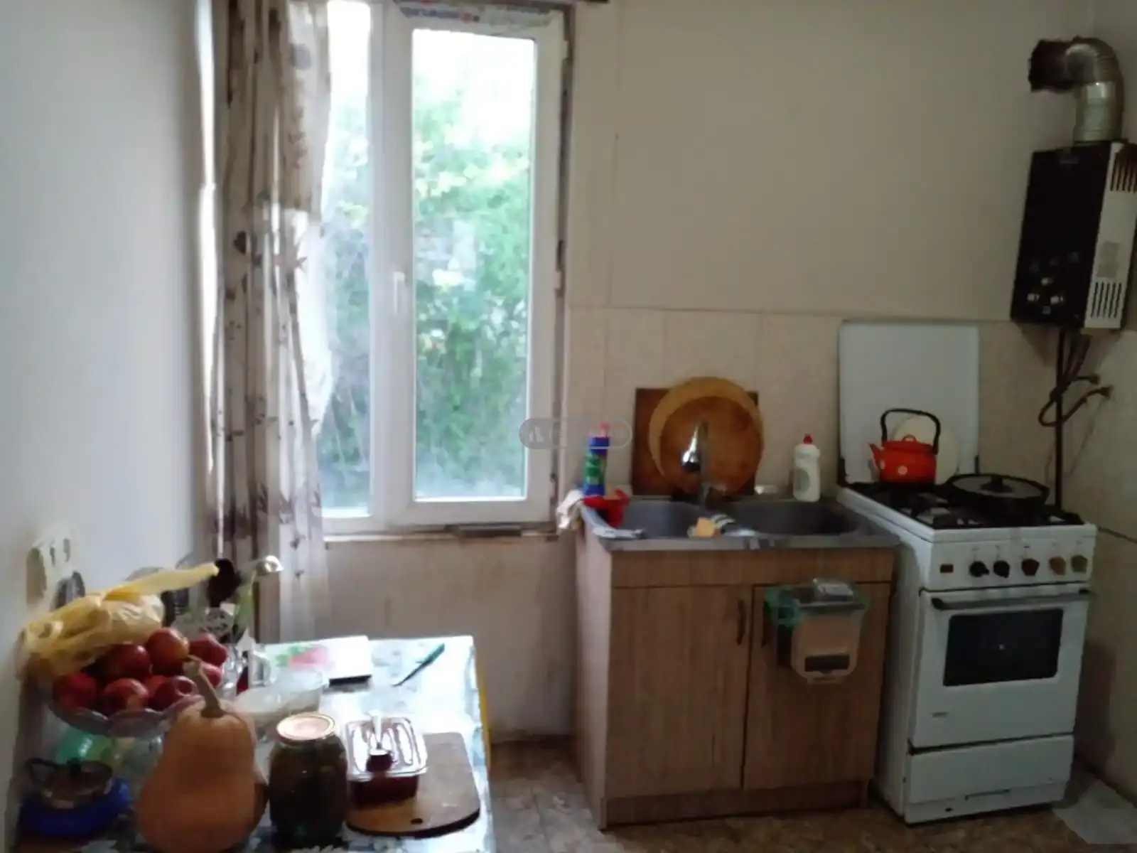 Продается двухэтажный дом в Телави – с коммерческими помещениями