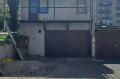 პატარა სახლი თელავში