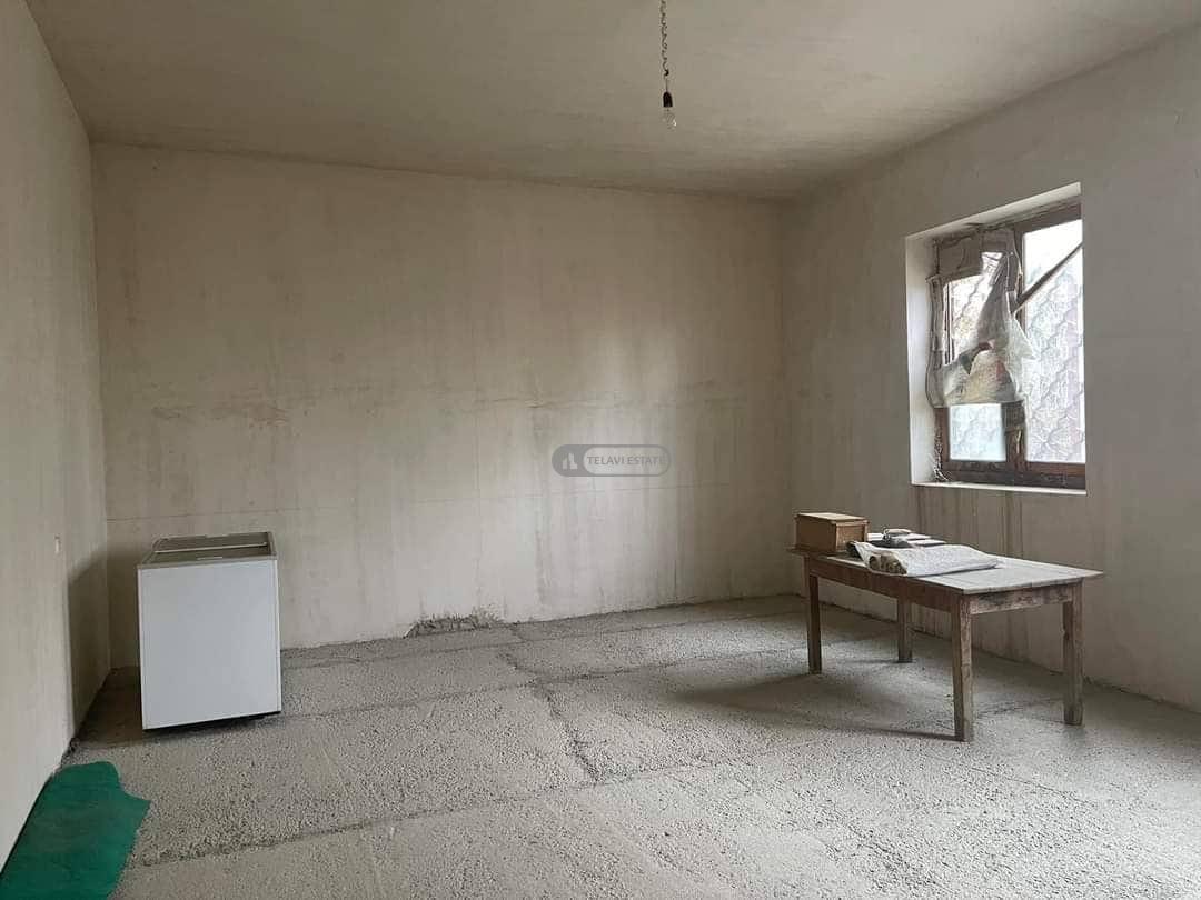 Бельэтажный дом с мансардой в Телави