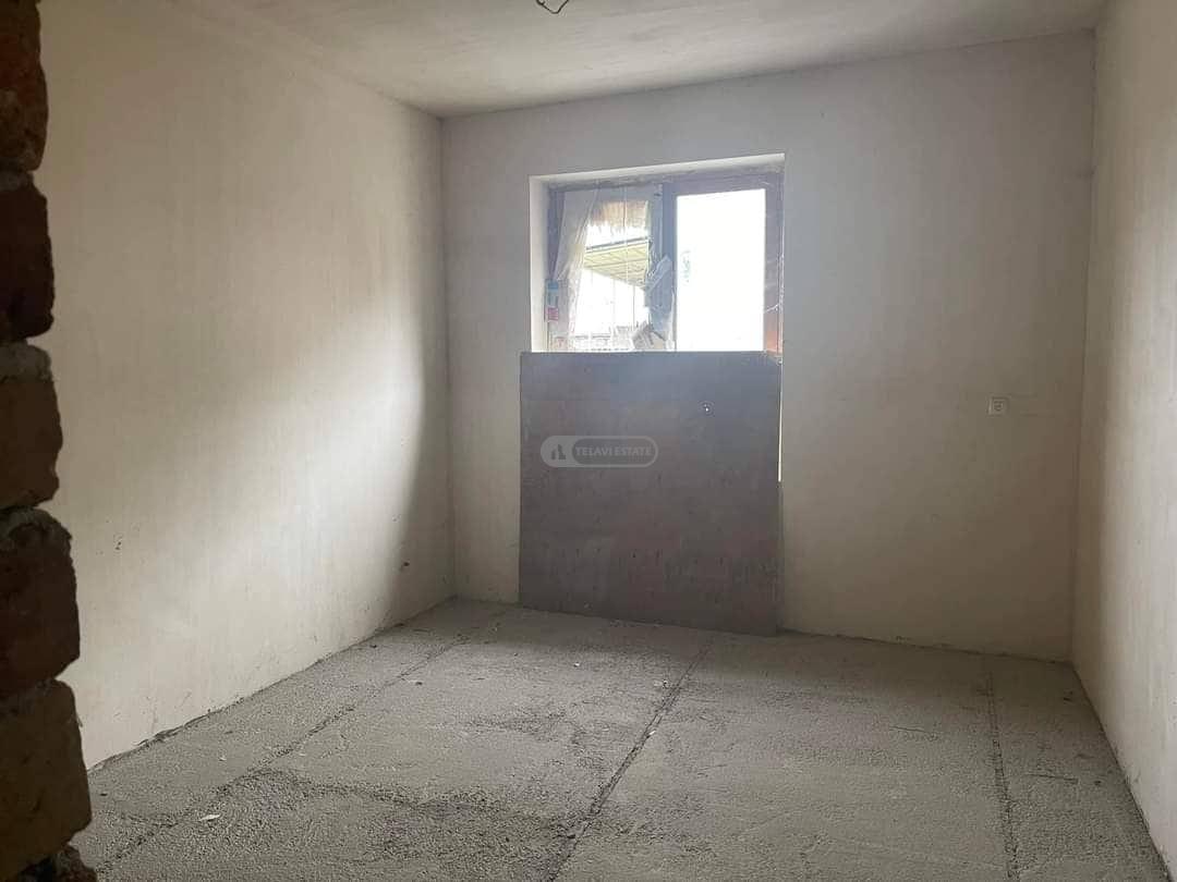 Бельэтажный дом с мансардой в Телави