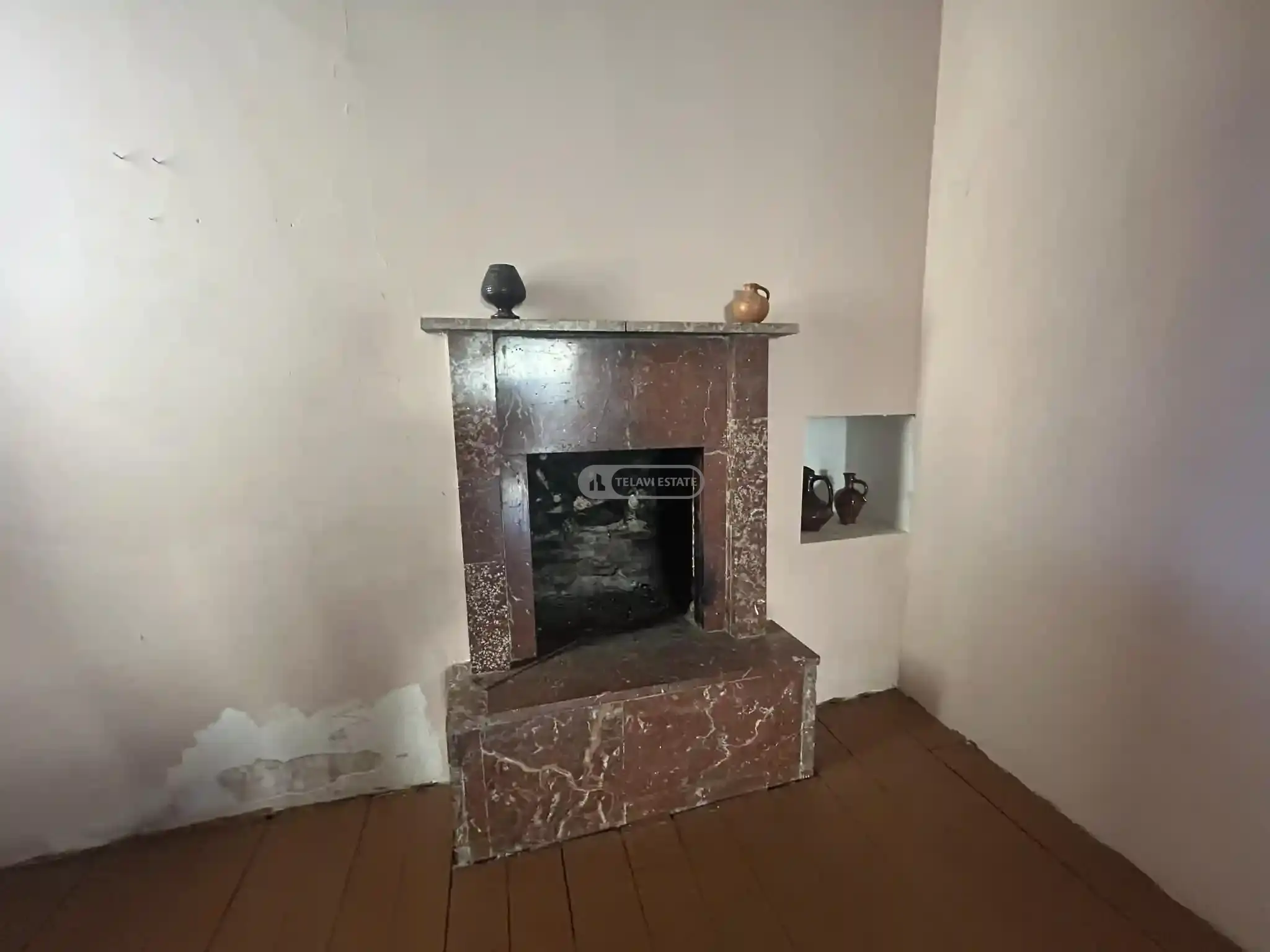 სახლი ახვლედიანზე