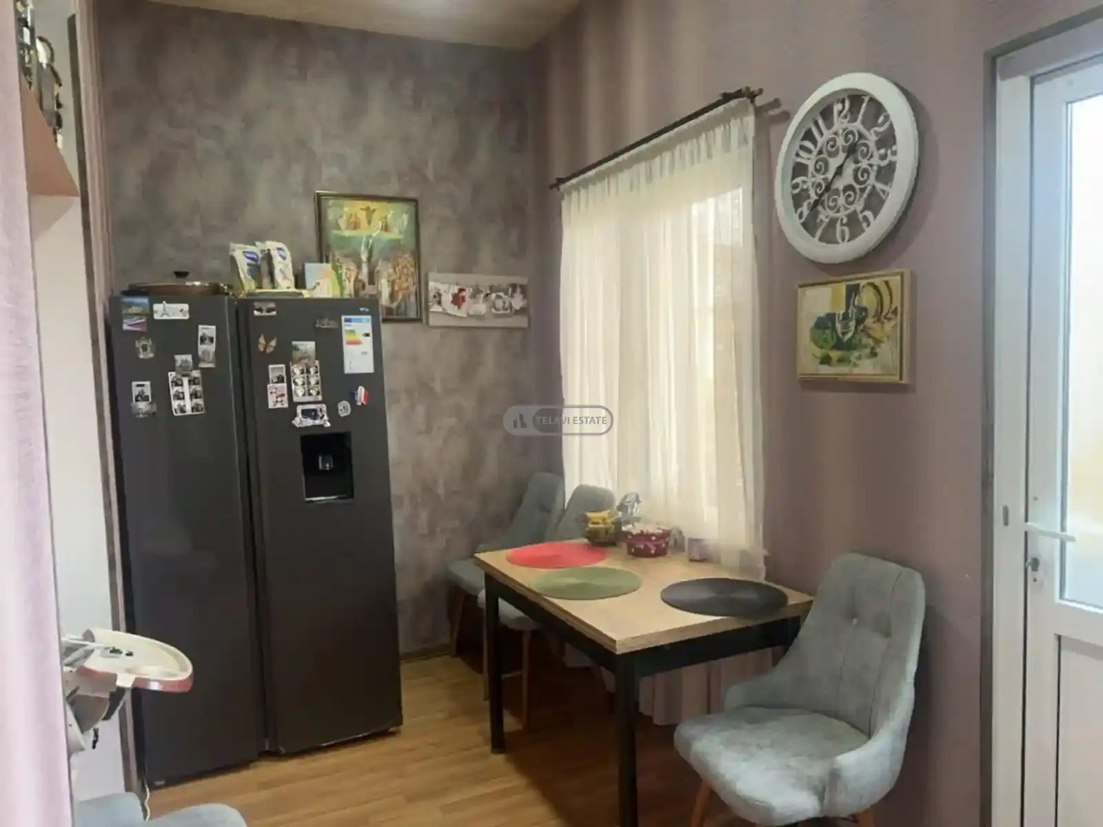 3-комнатная квартира с лоджией в Телави