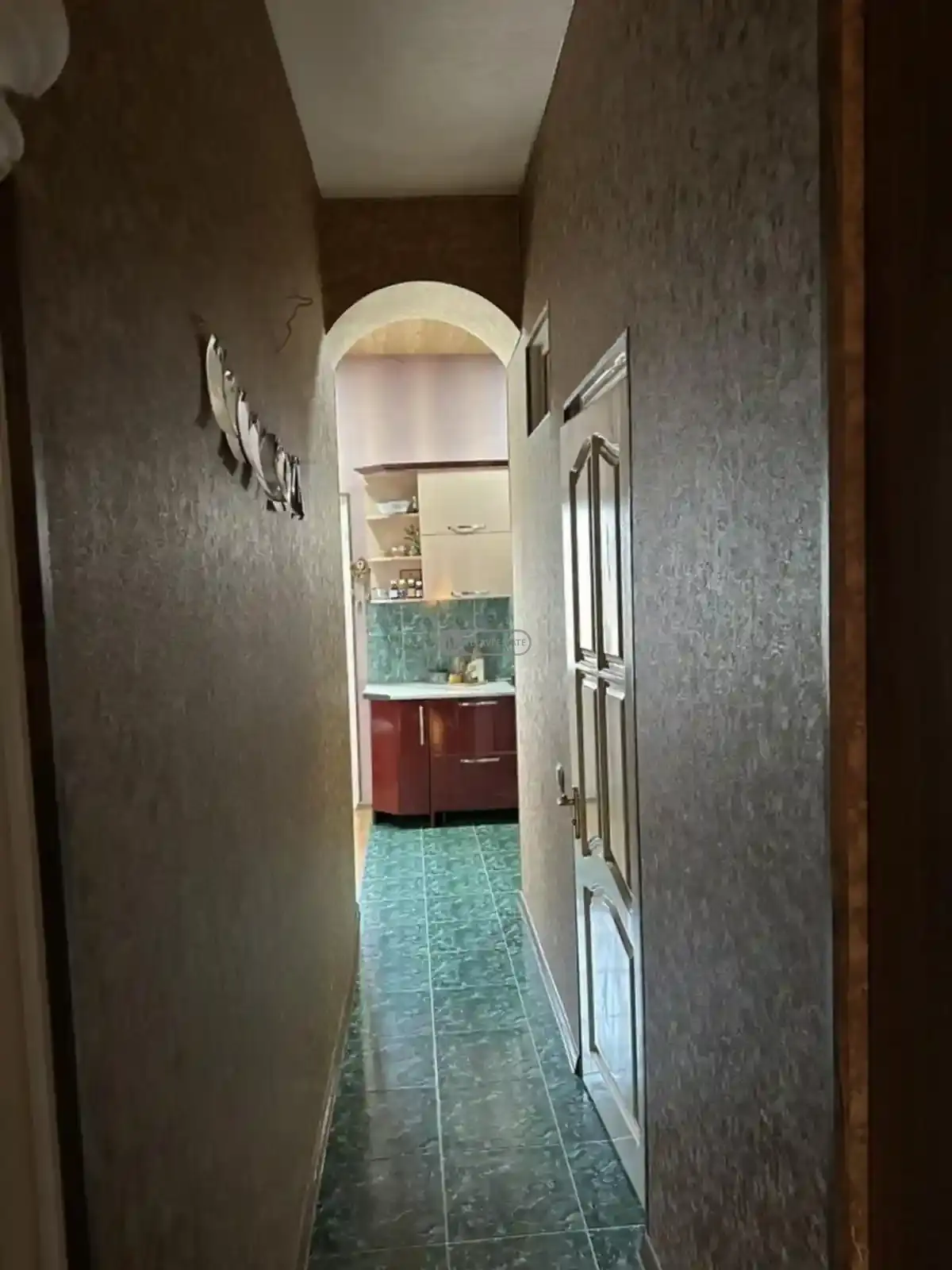 3-комнатная квартира с лоджией в Телави