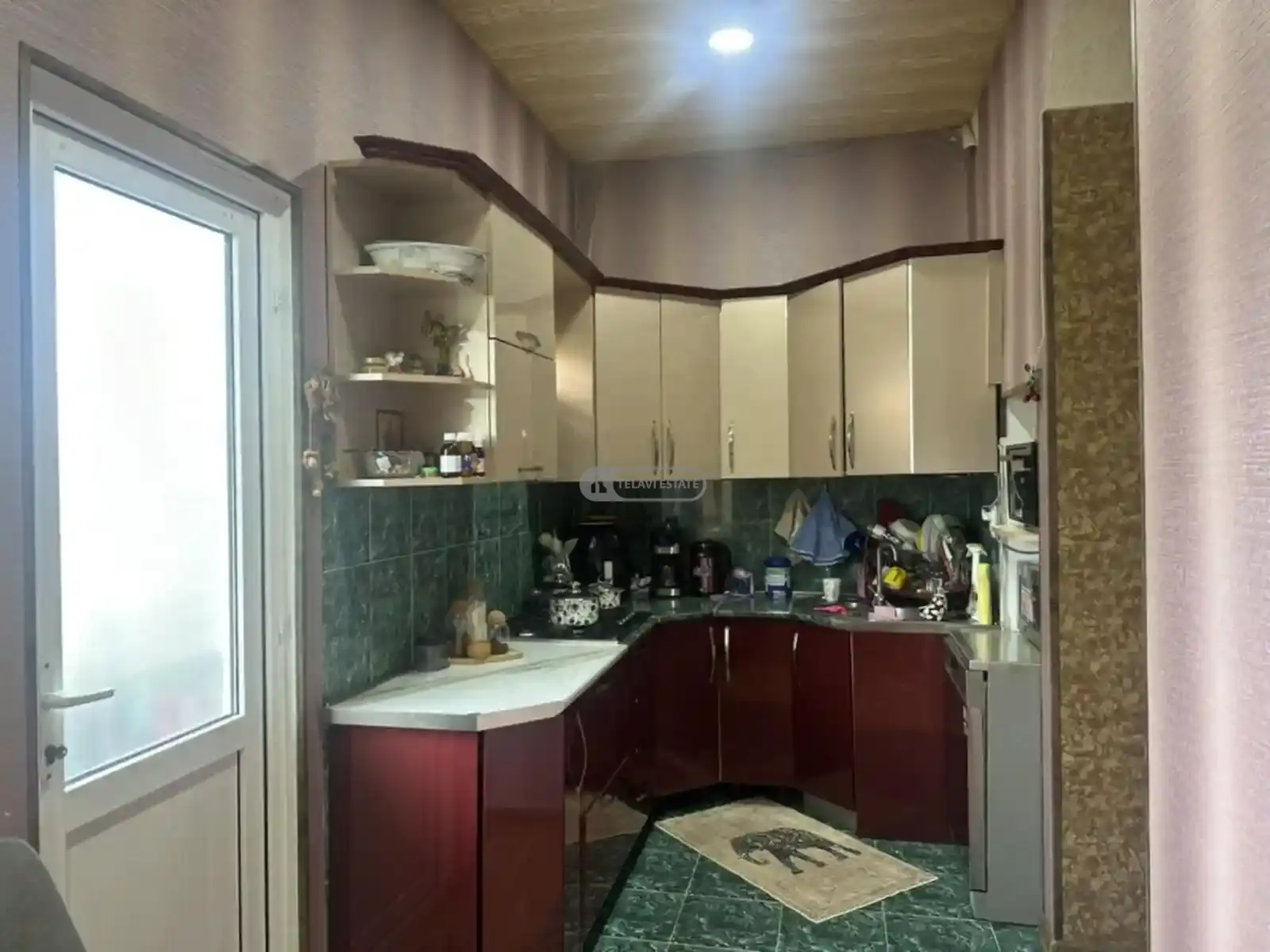 3-комнатная квартира с лоджией в Телави