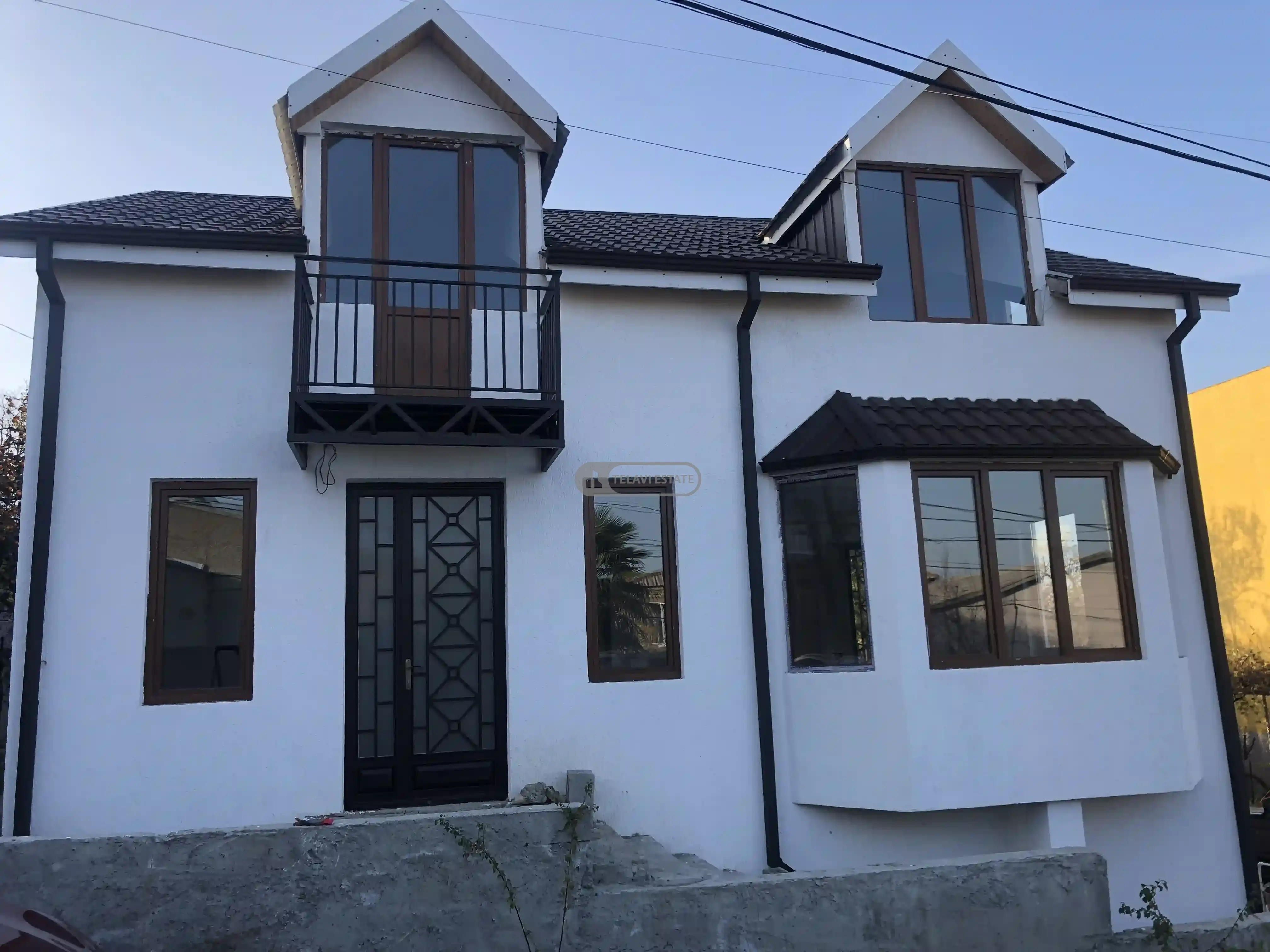 недавно построенный 2-этажный частный дом в  Телави