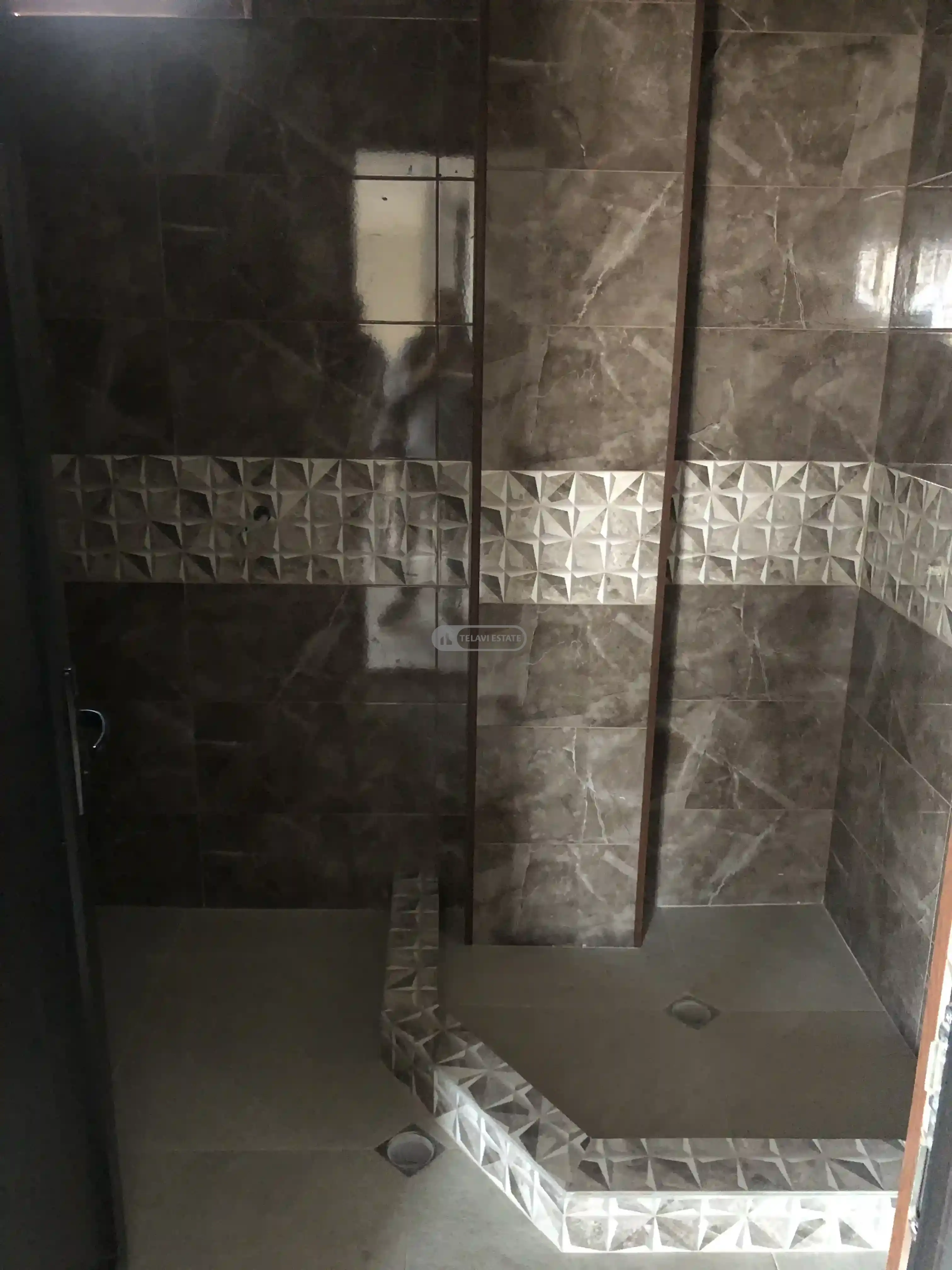 недавно построенный 2-этажный частный дом в  Телави