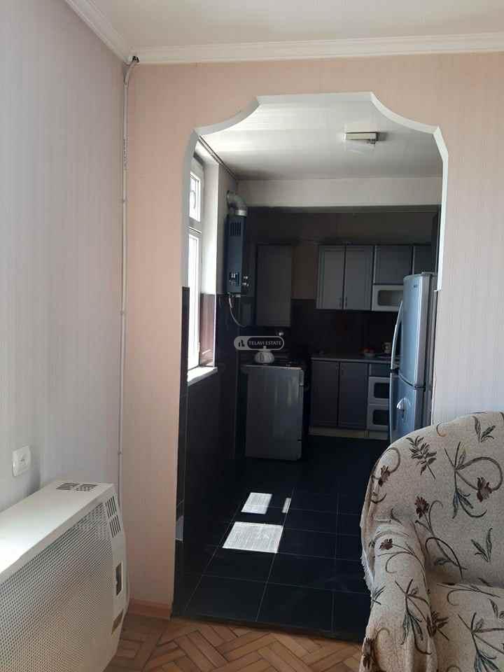 3-Room Apartment for Rent with Garage