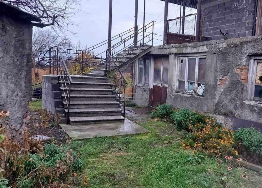 Большой дом в селе Когхото