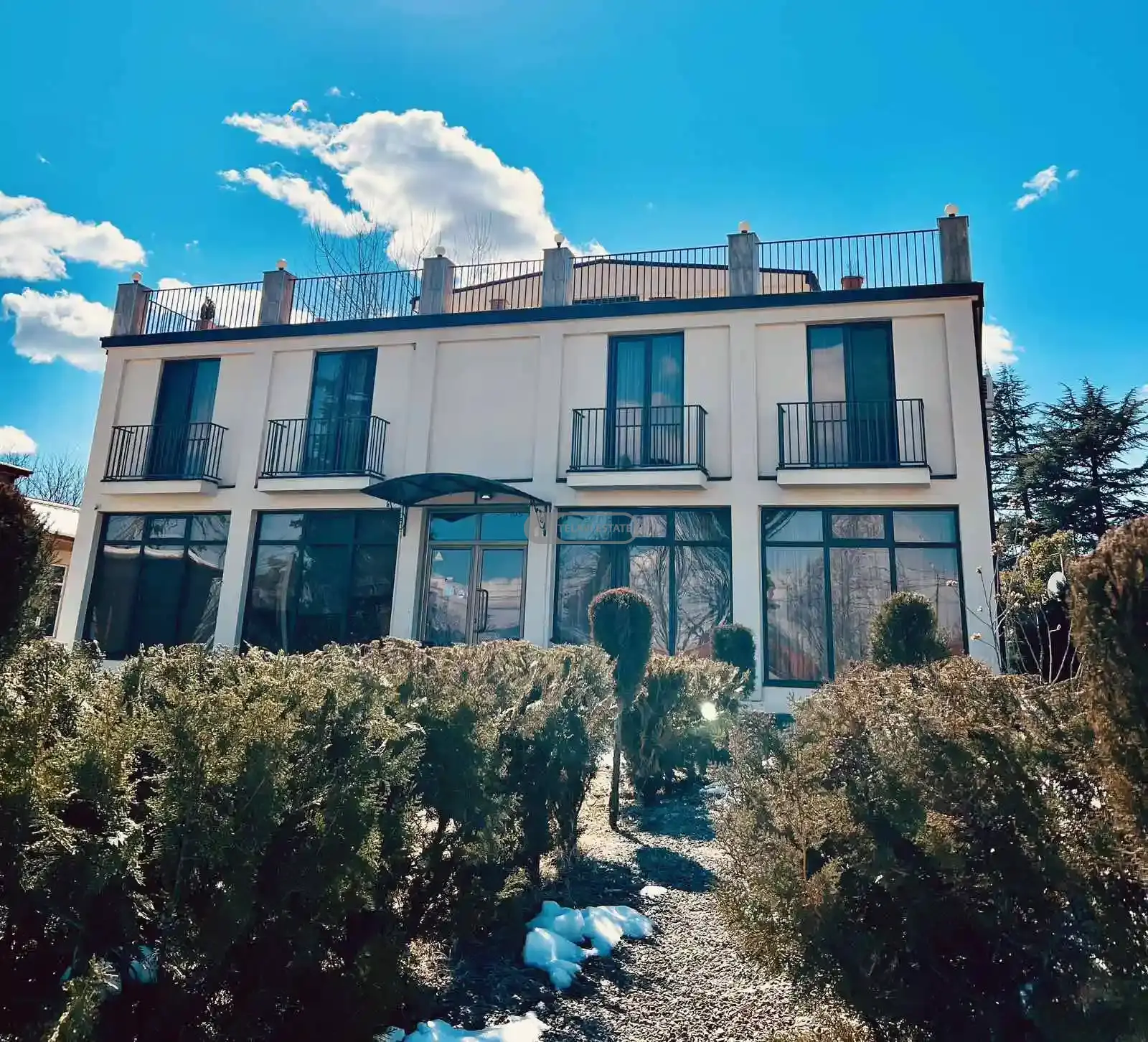 Действующий отель на продажу в Телави