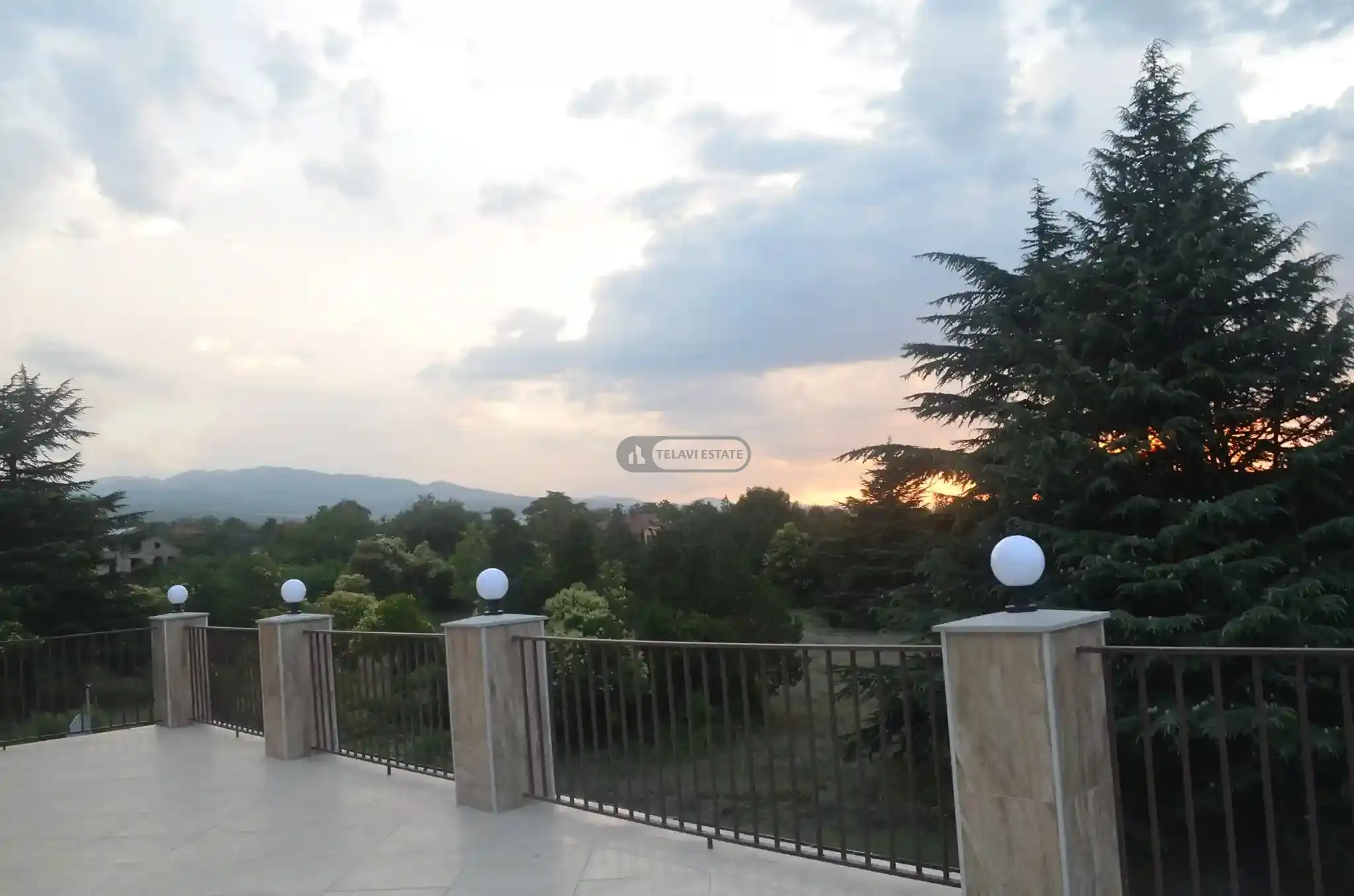 Действующий отель на продажу в Телави