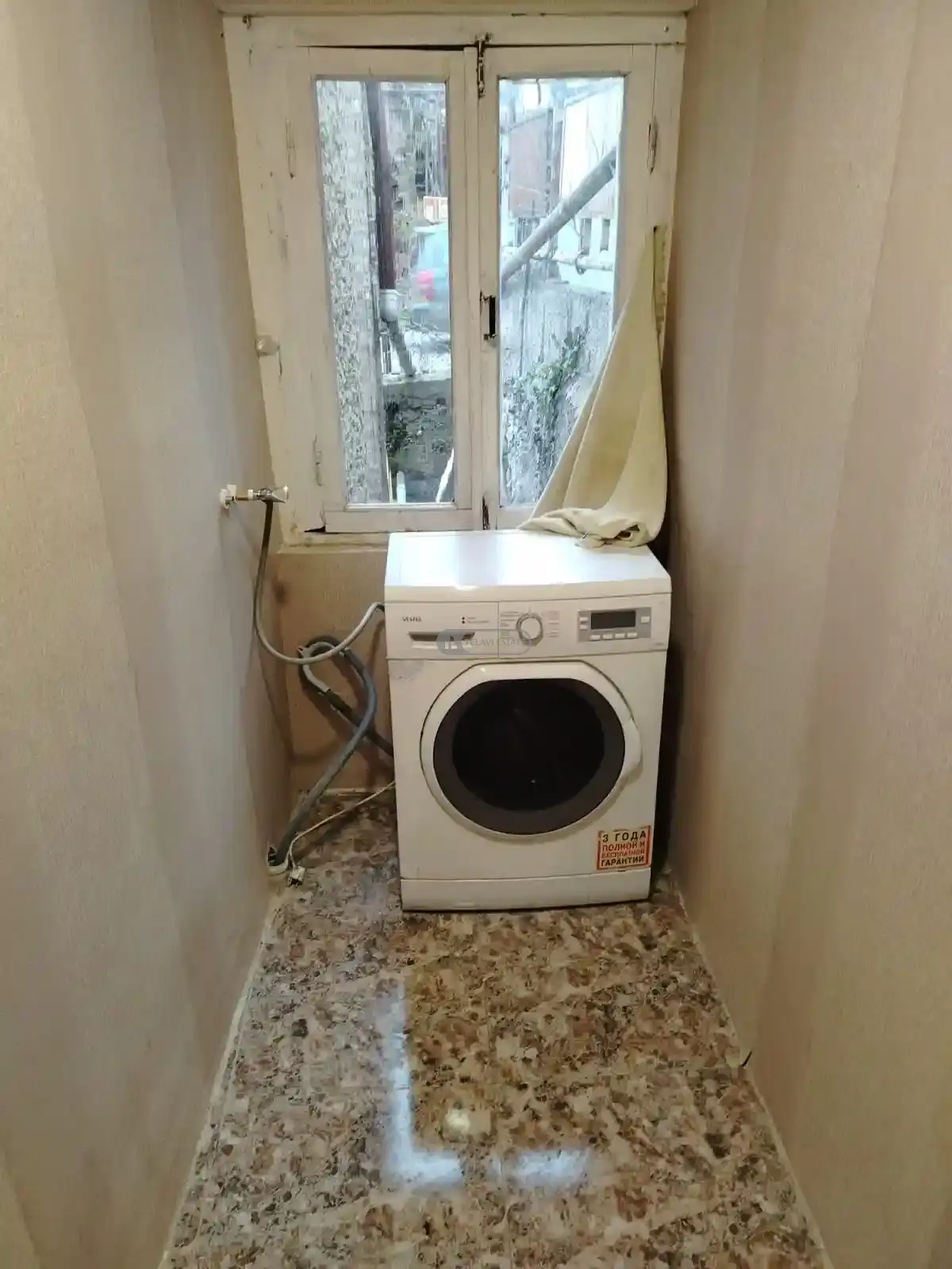 House near Nadikvari