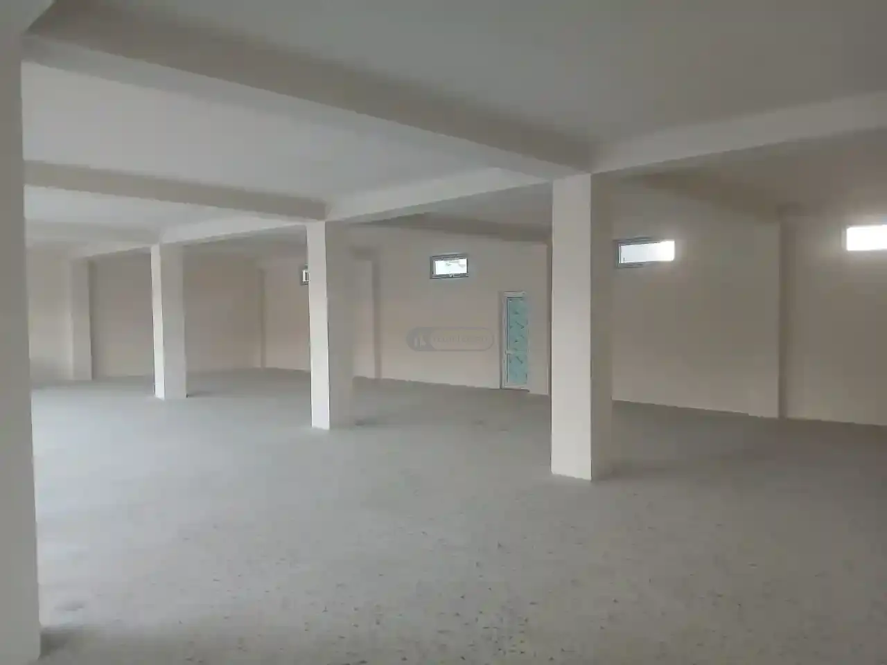 Сдаётся коммерческое помещение в Шилде