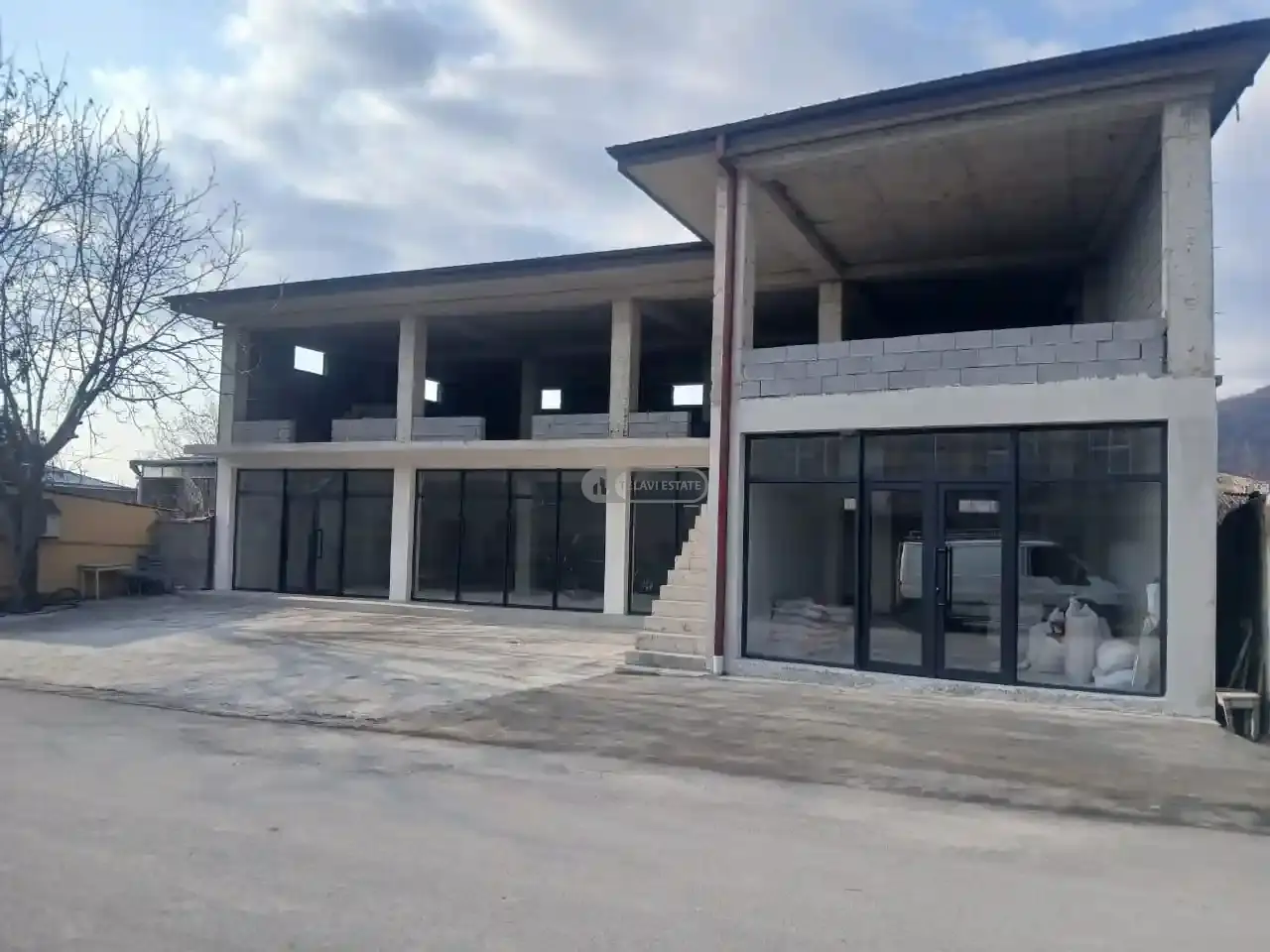 Сдаётся коммерческое помещение в Шилде