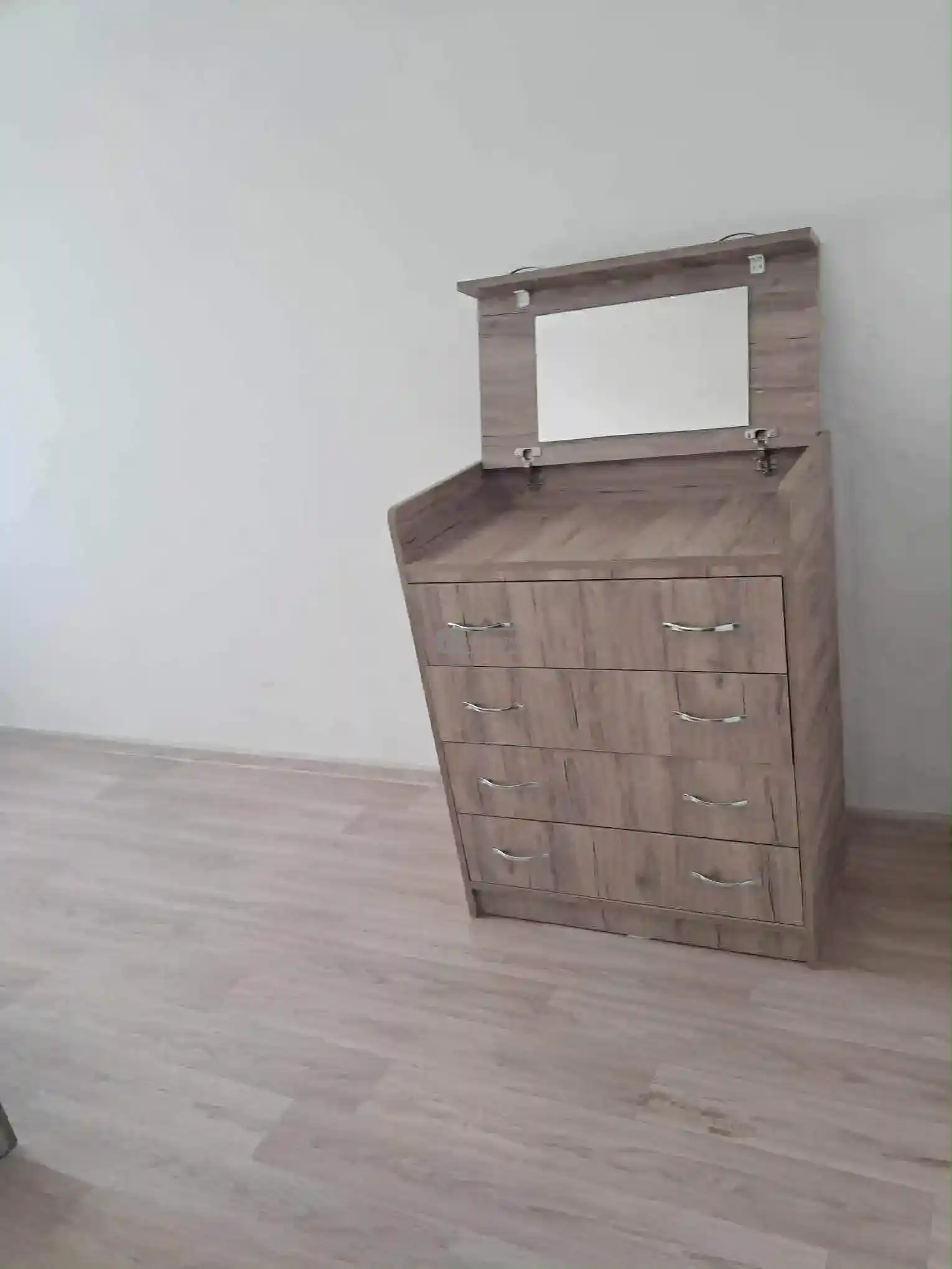 4 ოთახიანი ბინა თელავში
