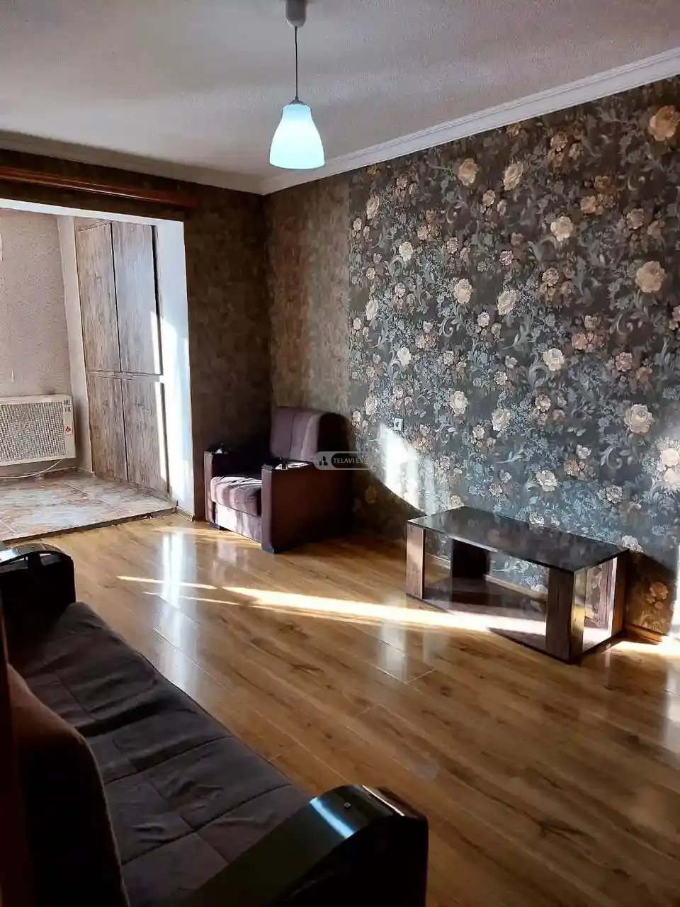 Продается 2-комнатная квартира в центре Телави