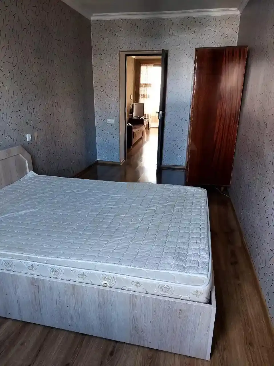 Продается 2-комнатная квартира в центре Телави