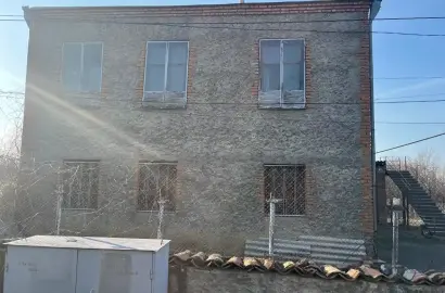 Двухэтажный дом в селе Ожио