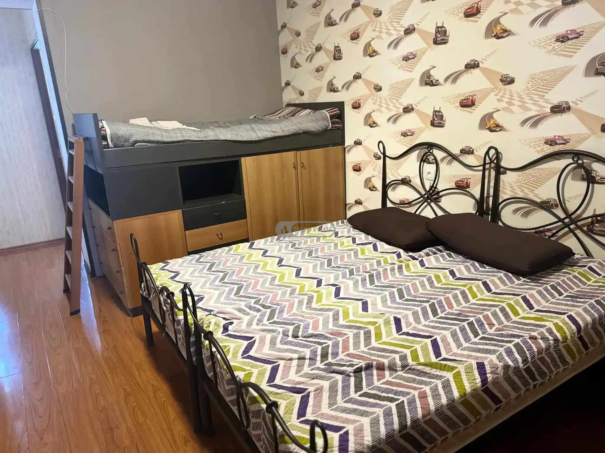 4-комнатная квартира в центре Телави