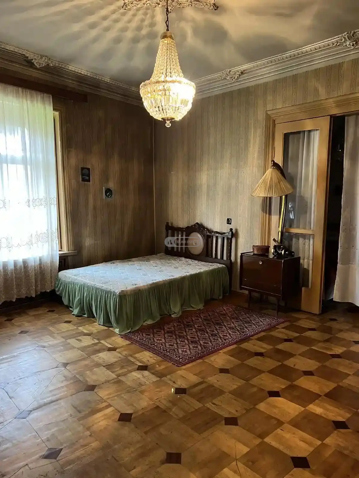 Продается дом в центре Телави