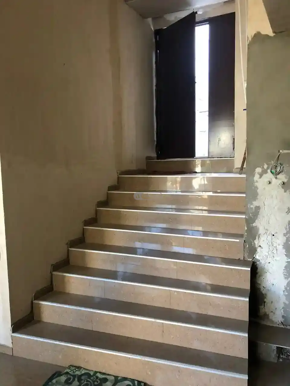 Beletage House with a Mansard for Sale in Telavi