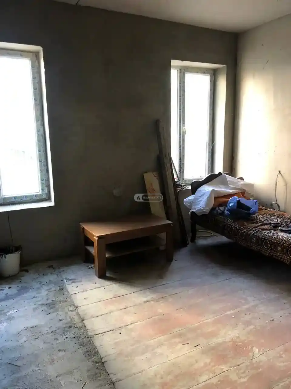 Beletage House with a Mansard for Sale in Telavi