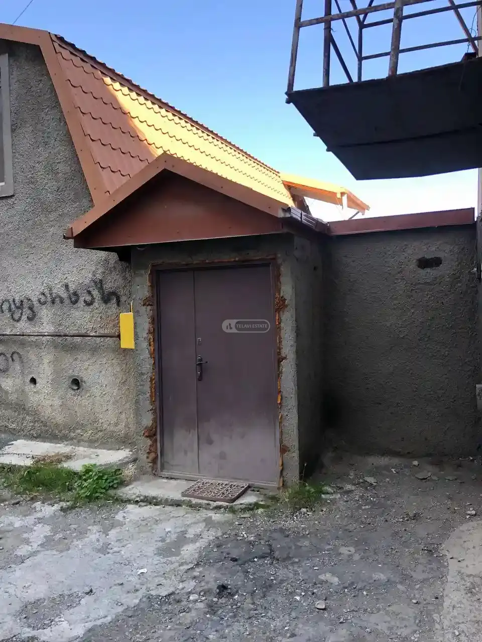 Beletage House with a Mansard for Sale in Telavi