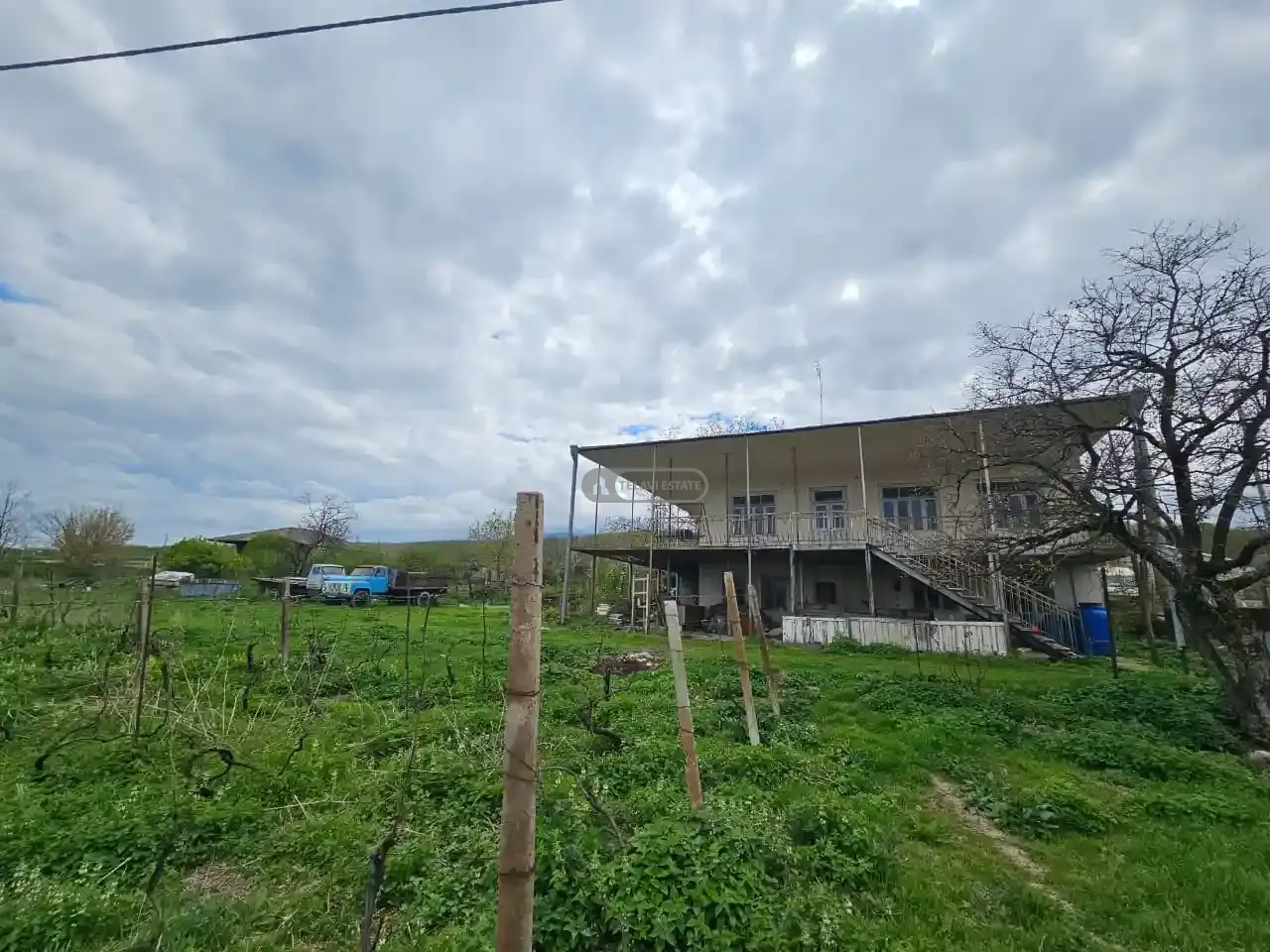 Двухэтажный дом в Икалто