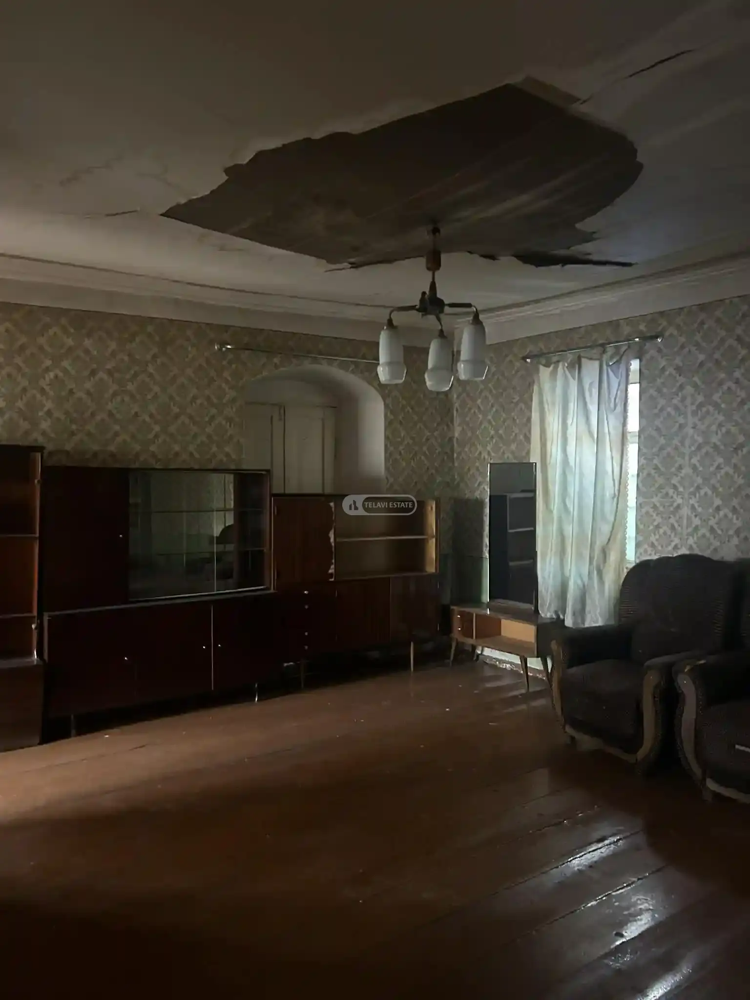 Старый дом с большим двором в Телави