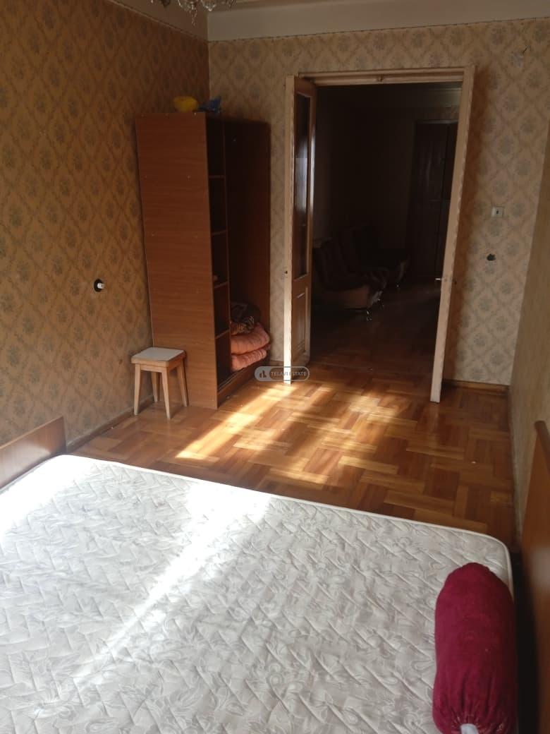 ქირავდება 2 ოთახიანი ბინა ლოჯით თელავში