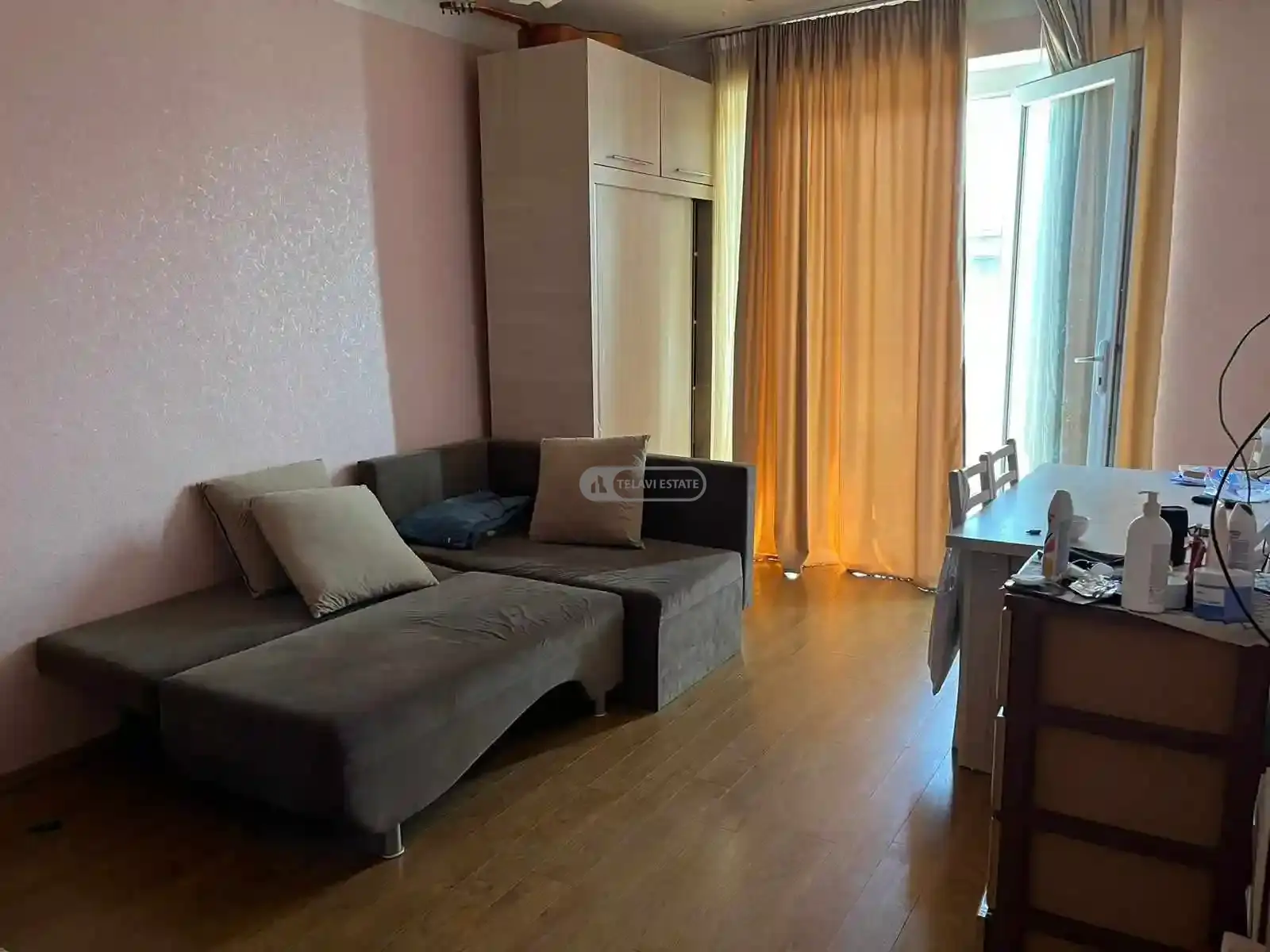 Сдается 1-комнатная квартира с балконом