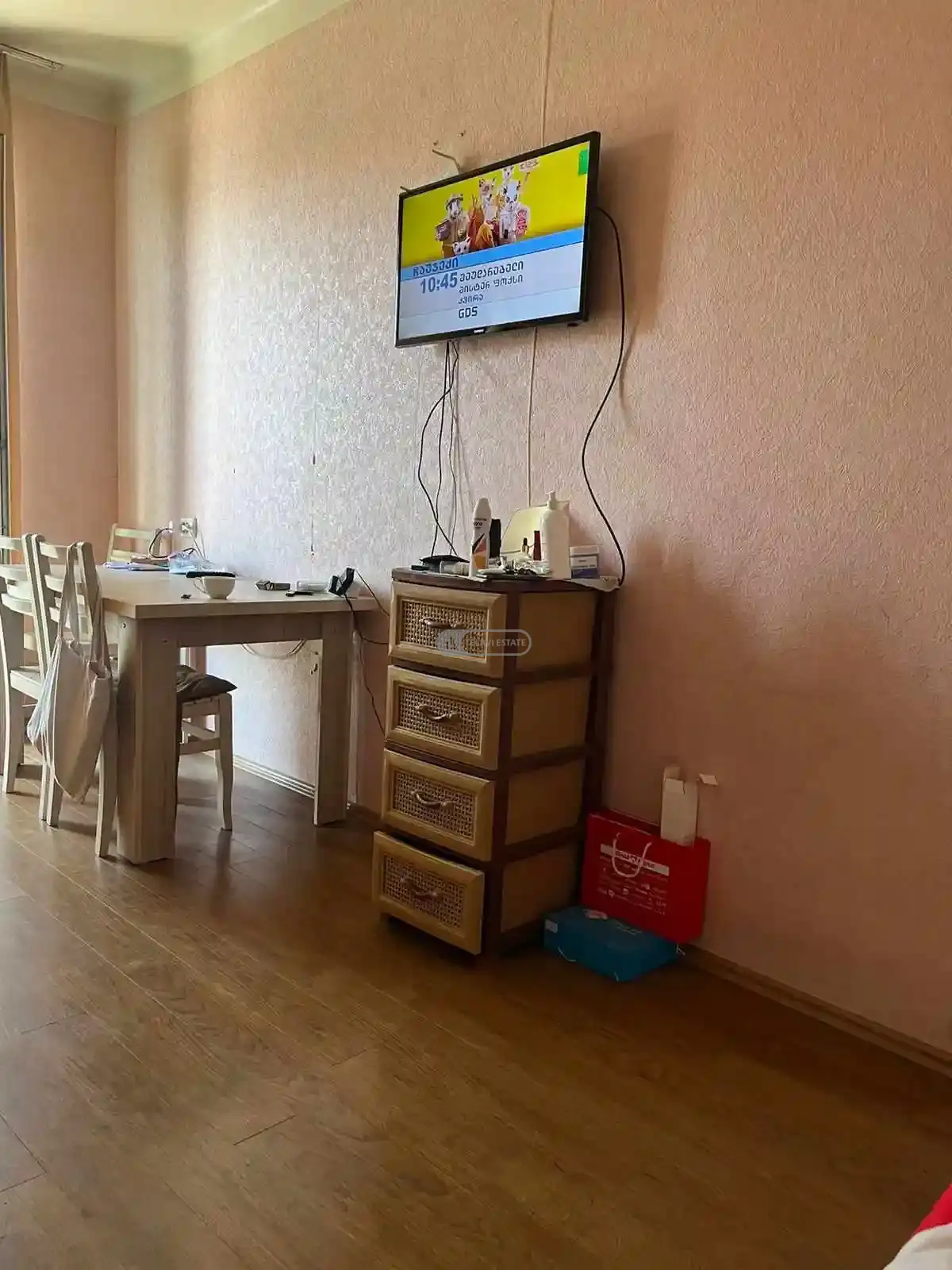 Сдается 1-комнатная квартира с балконом