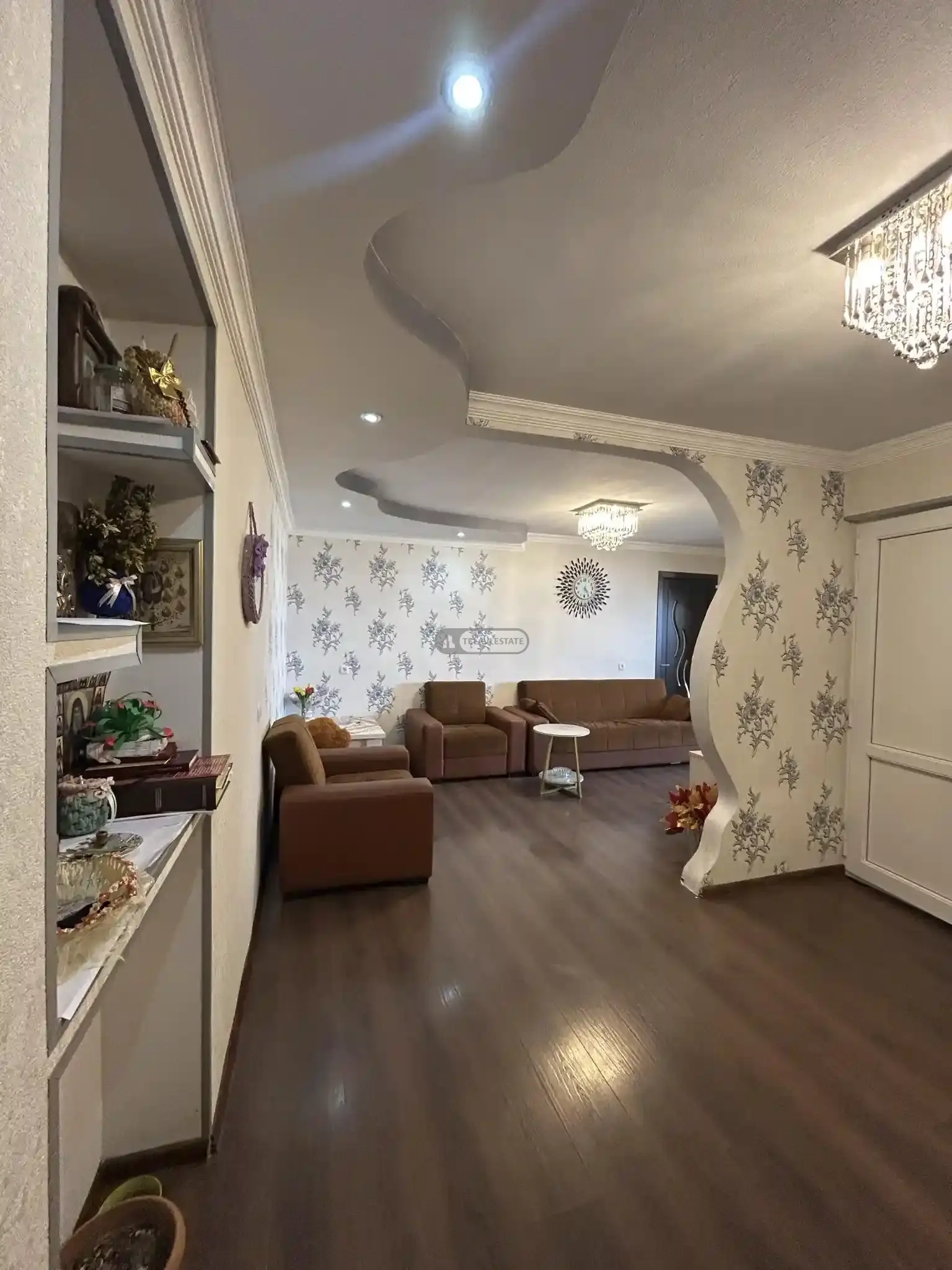 3-комнатная отремонтированная квартира в Телави