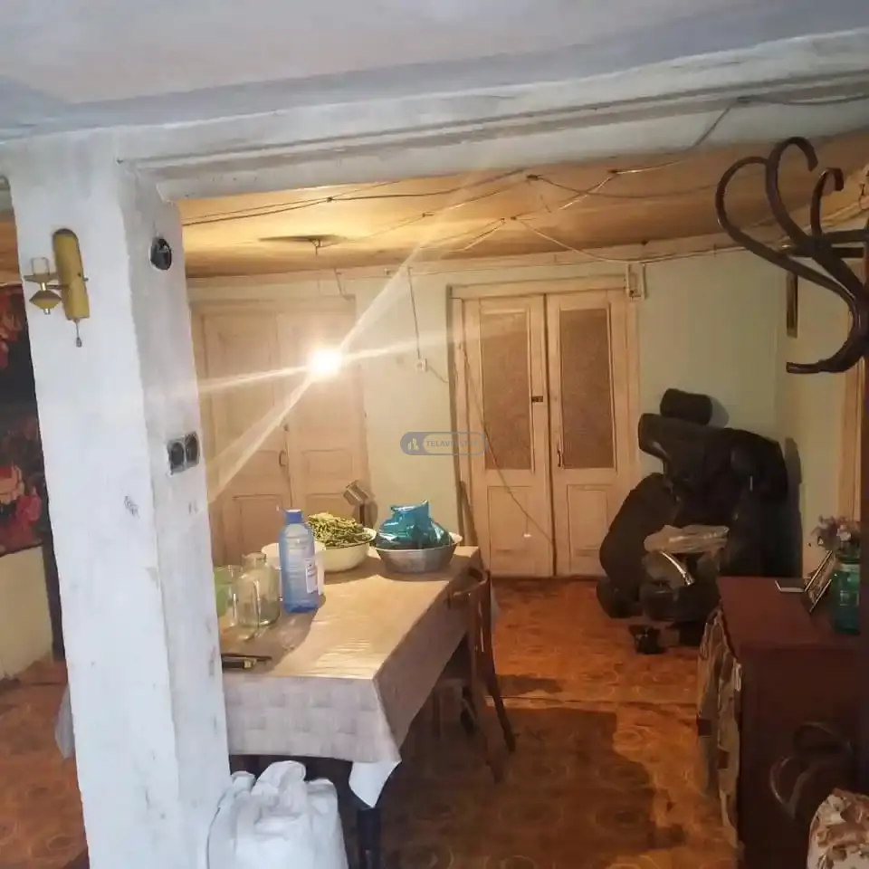 ორსართულიანი სახლი თელავში