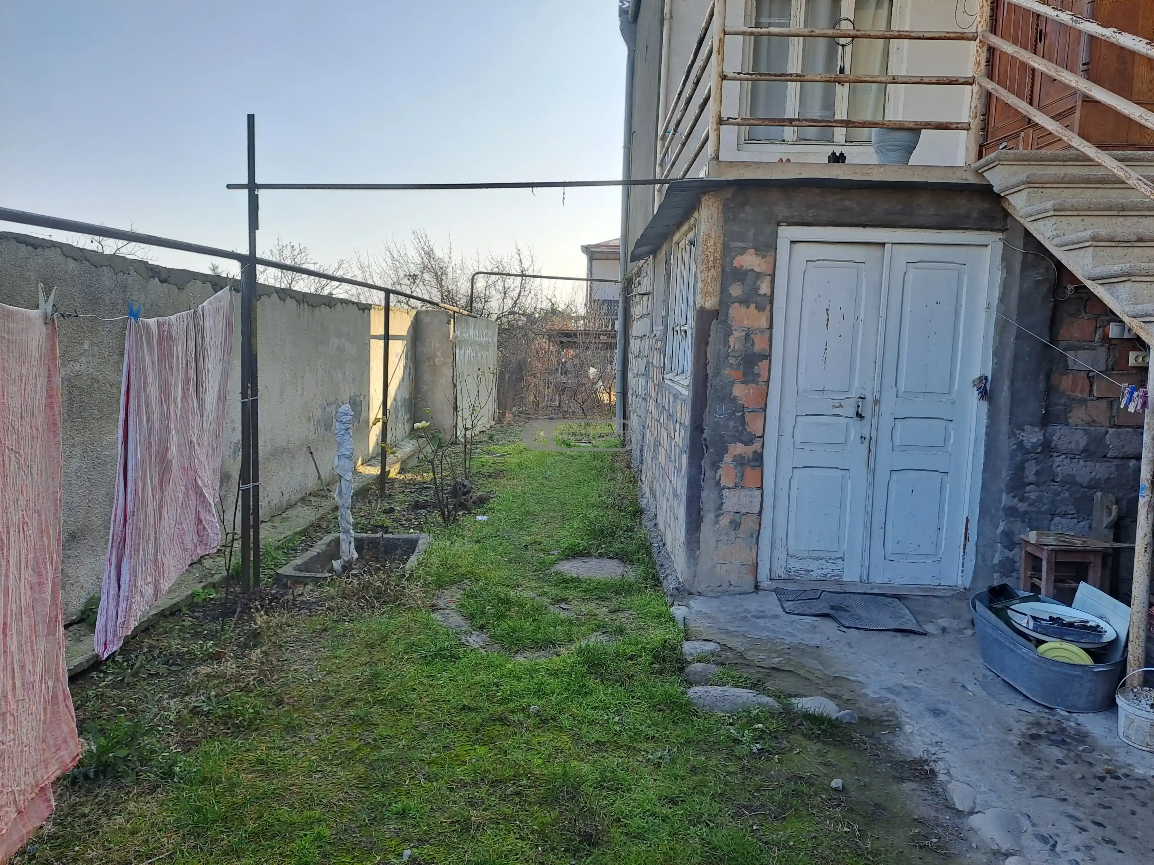 ორსართულიანი სახლი თელავში