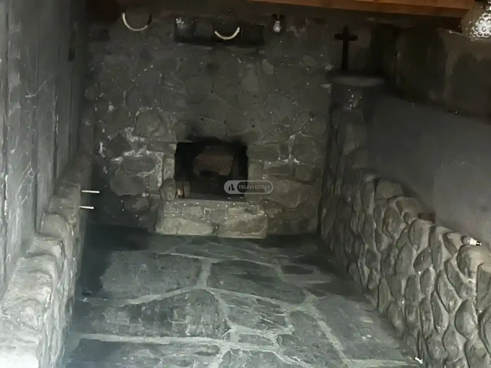 სახლი ზუზუმბოზე