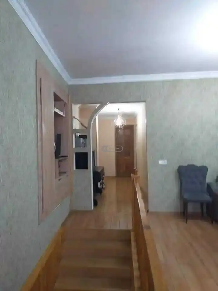 ქირავდება სახლი თელავში