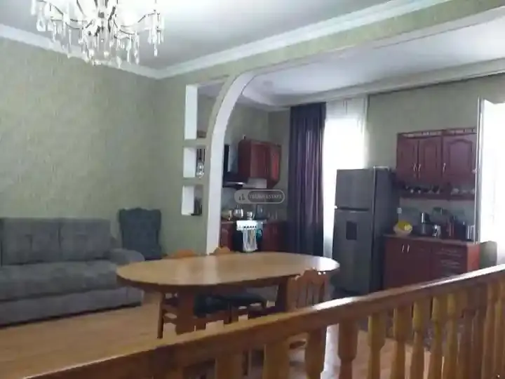 ქირავდება სახლი თელავში