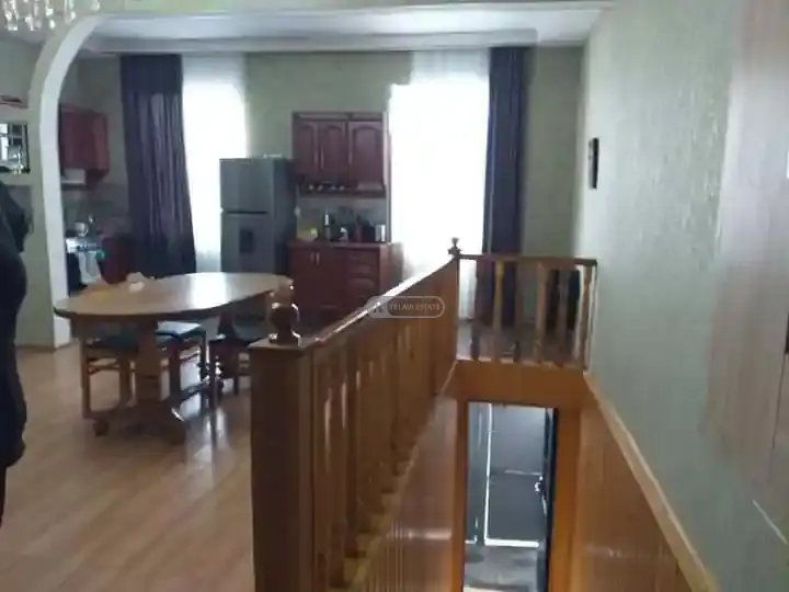 ქირავდება სახლი თელავში