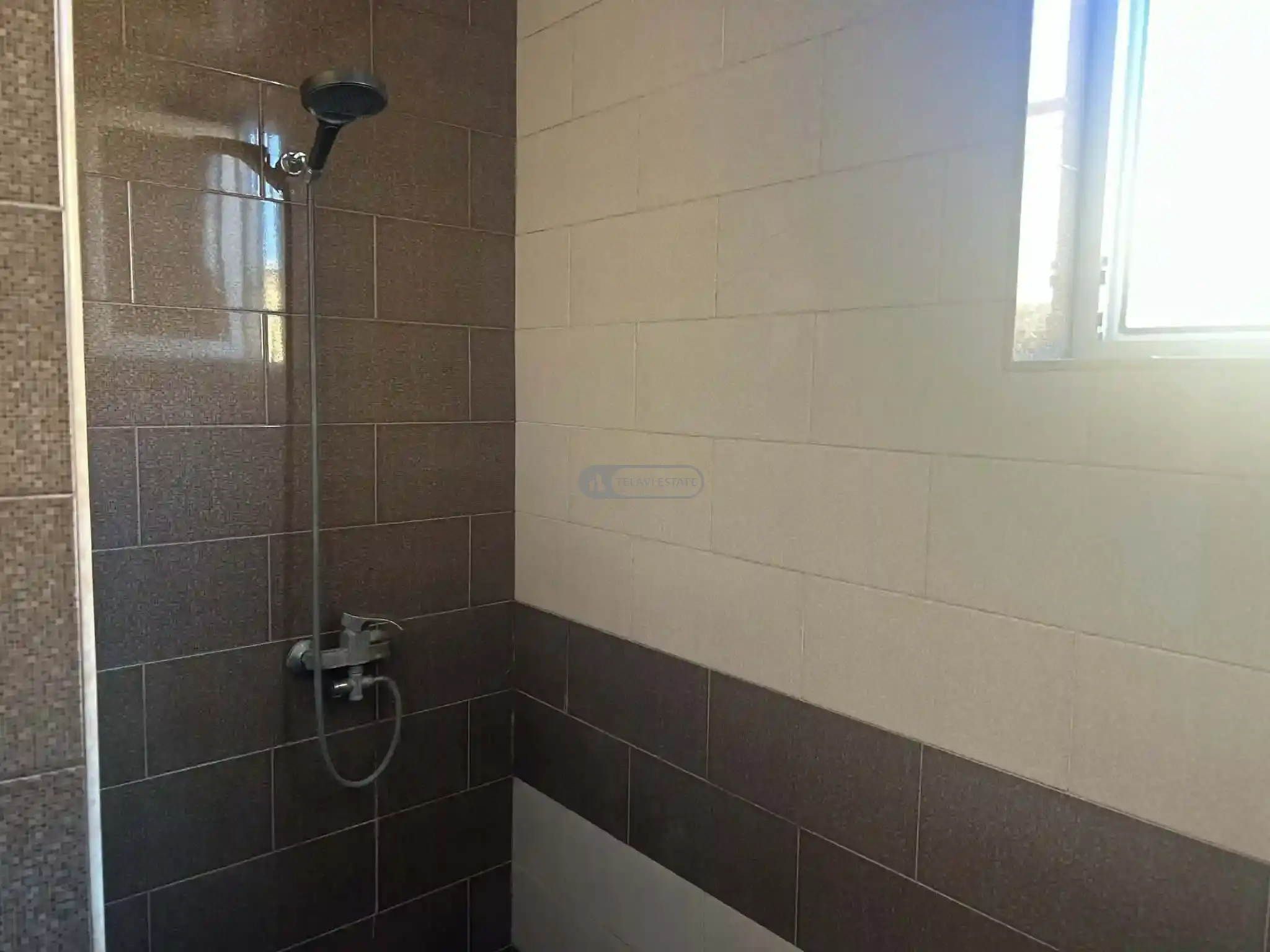 სახლი ახვლედიანზე