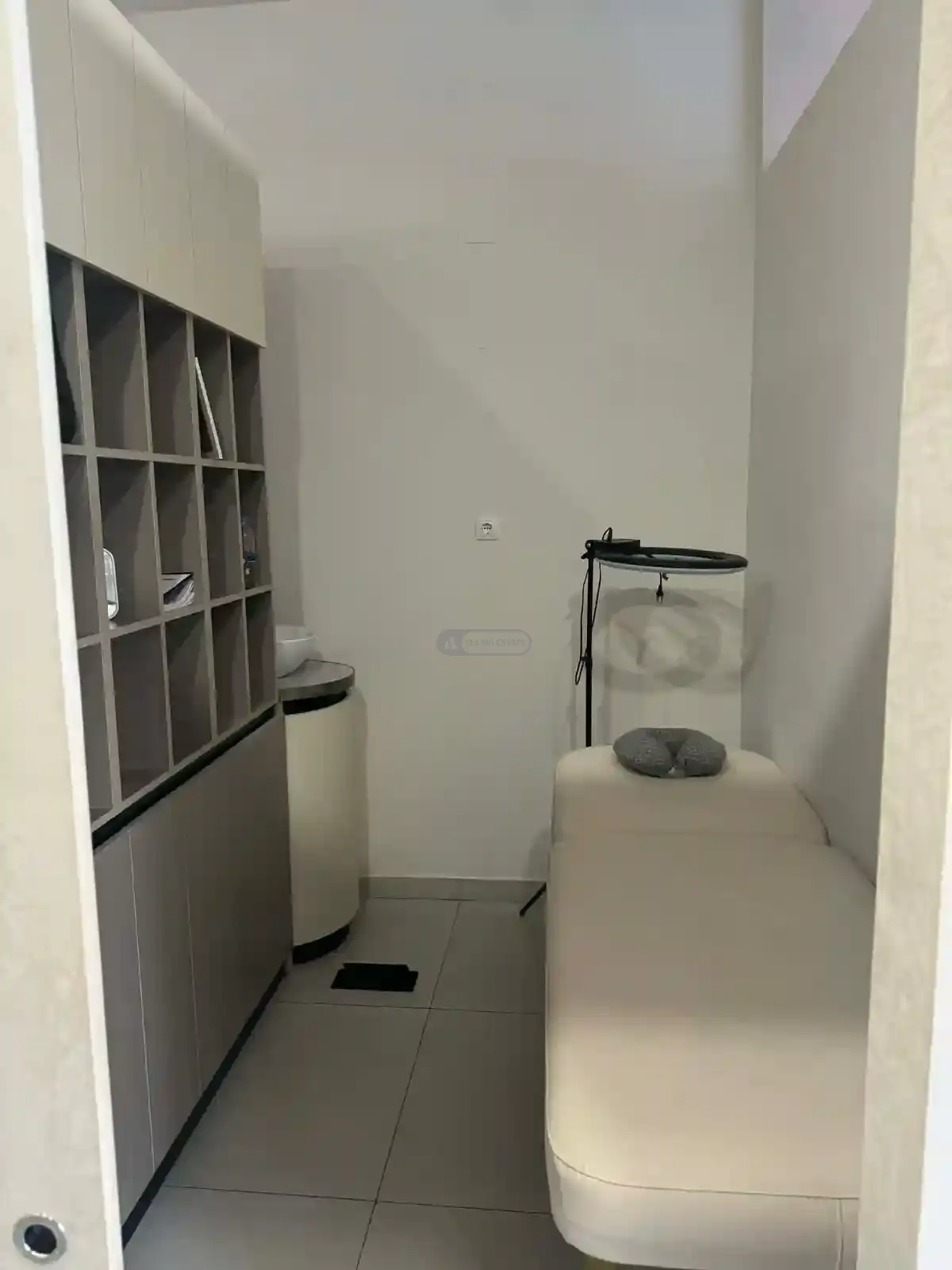 ქირავდება კომერციული ფართი თელავში