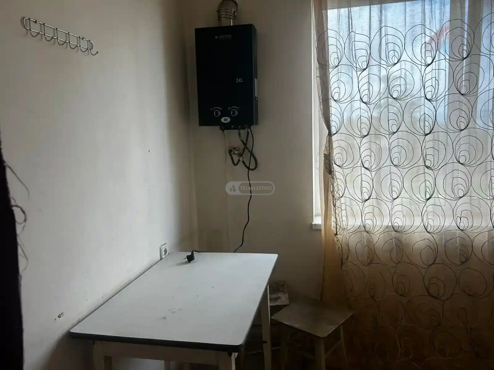 ქირავდება 2 ოთახიანი ბინა თელავში