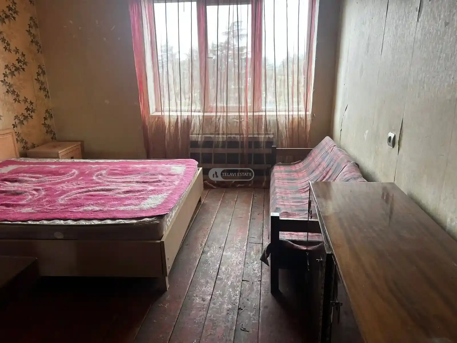 ქირავდება 2 ოთახიანი ბინა თელავში