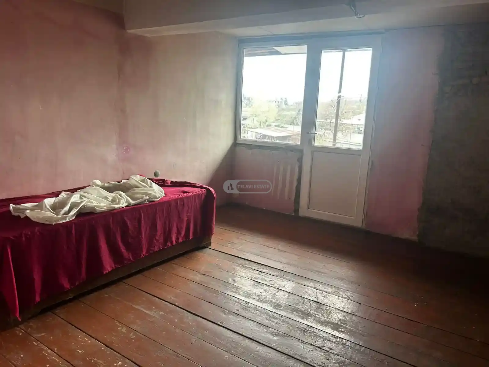 ქირავდება 2 ოთახიანი ბინა თელავში