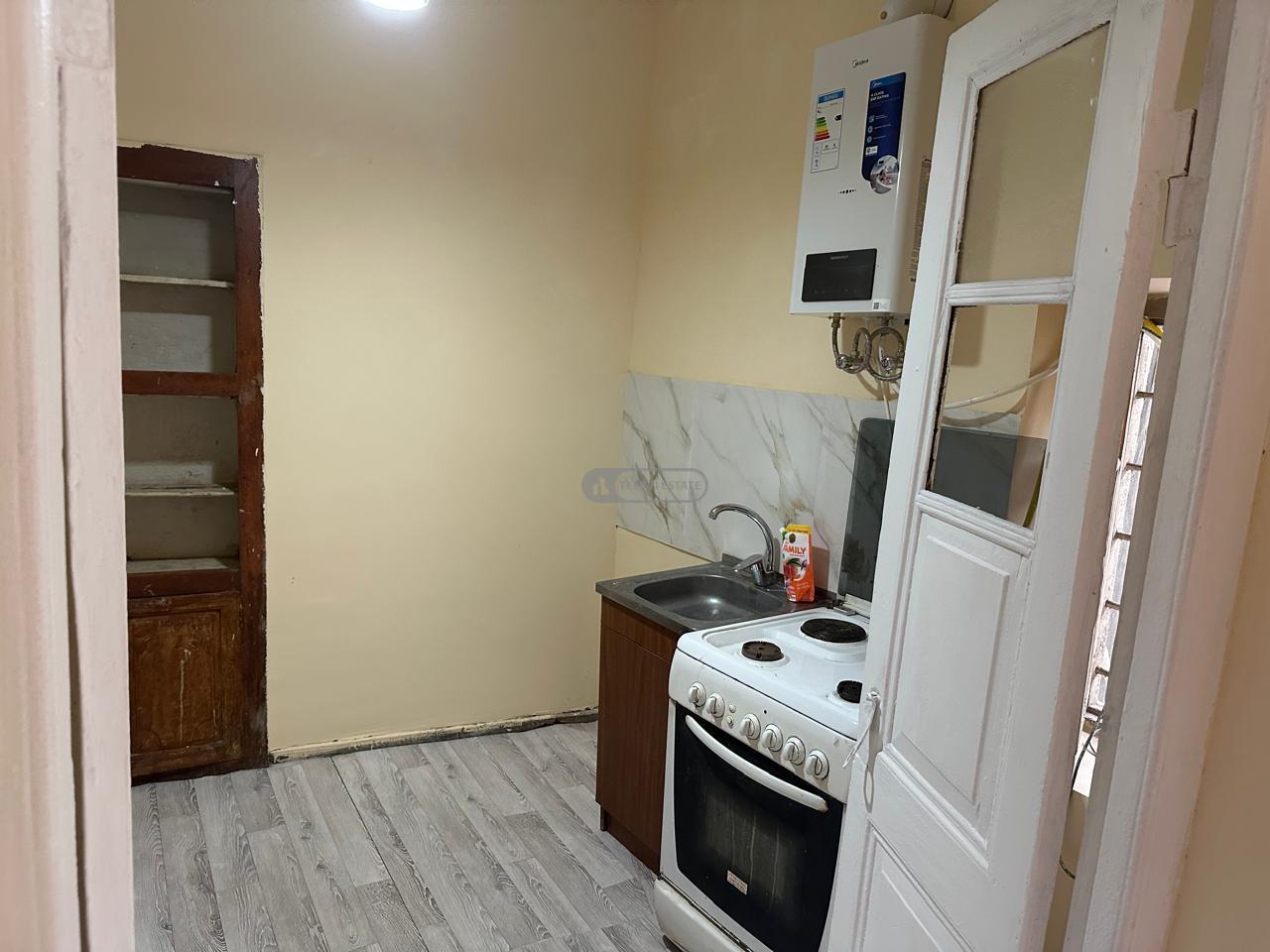 ქირავდება 4 ოთახიანი ბინა თელავში