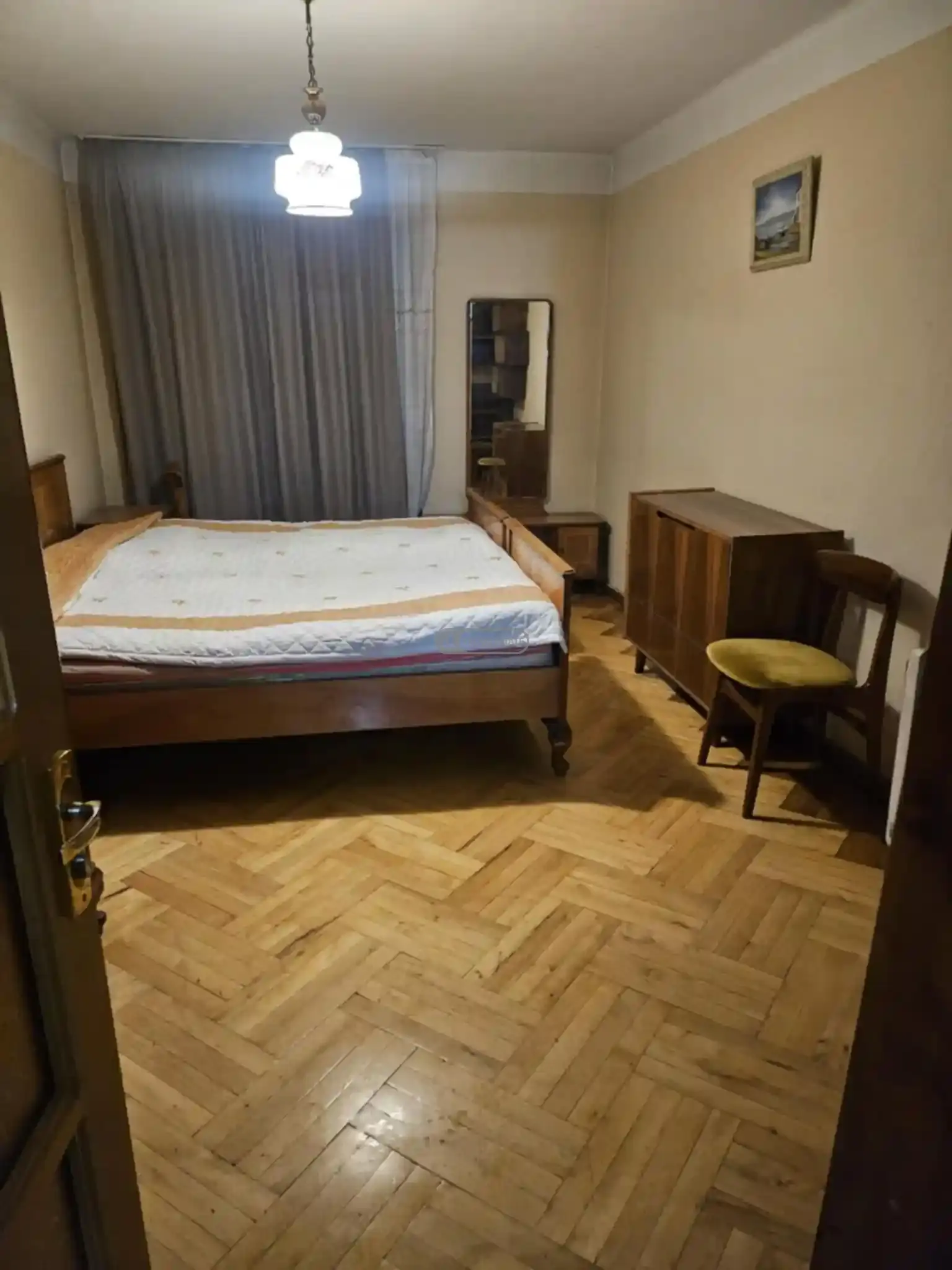 ქირავდება 2 ოთახიანი ბინა ლოჯით თელავში