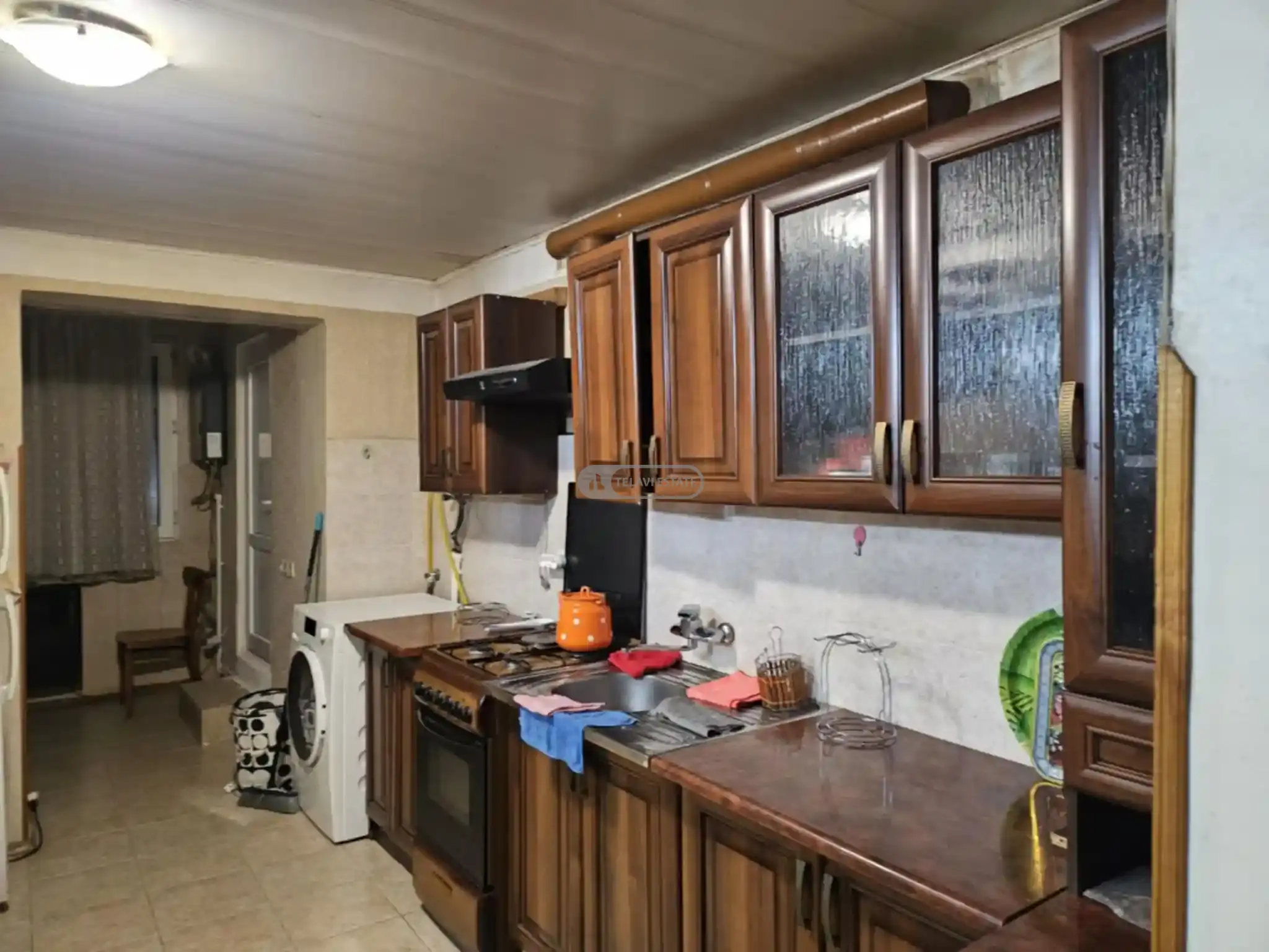 ქირავდება 2 ოთახიანი ბინა ლოჯით თელავში